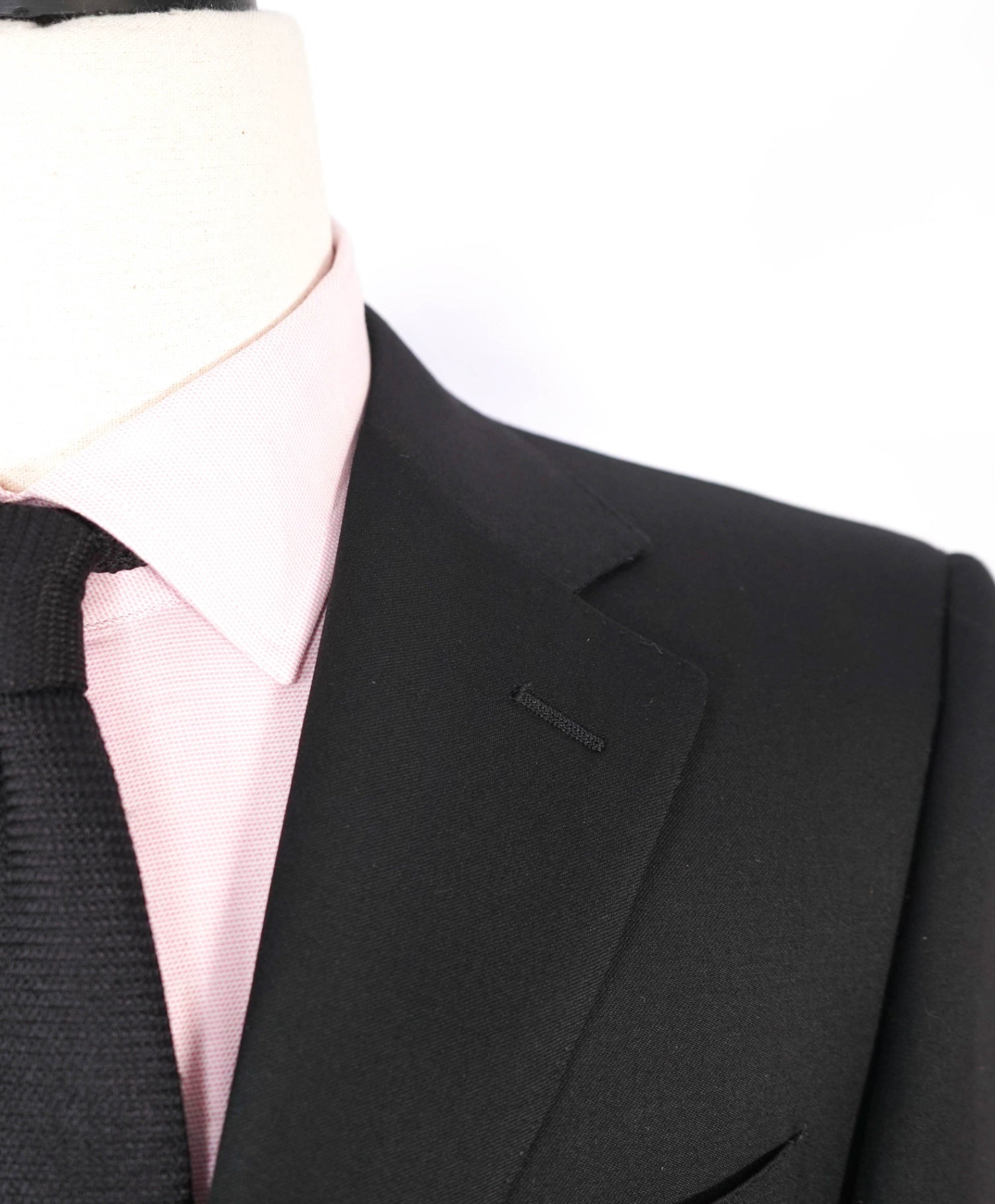 $2,795 CANALI - Solid Black Pure Wool Suit - 36S