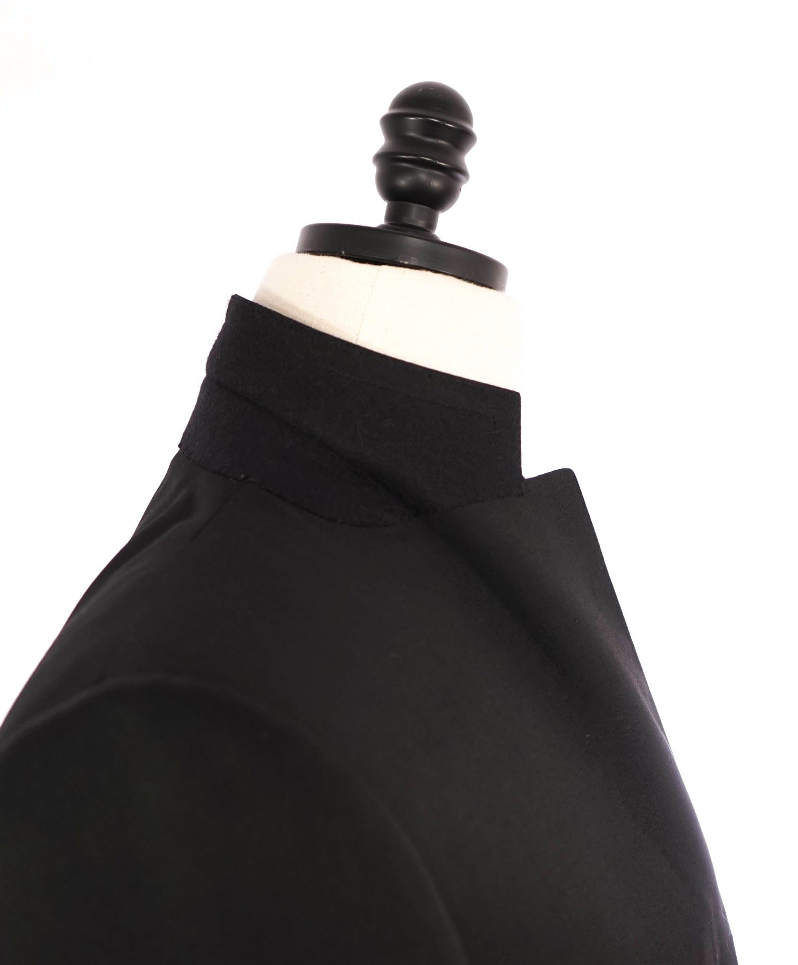 $2,795 CANALI - Solid Black Pure Wool Suit - 36S