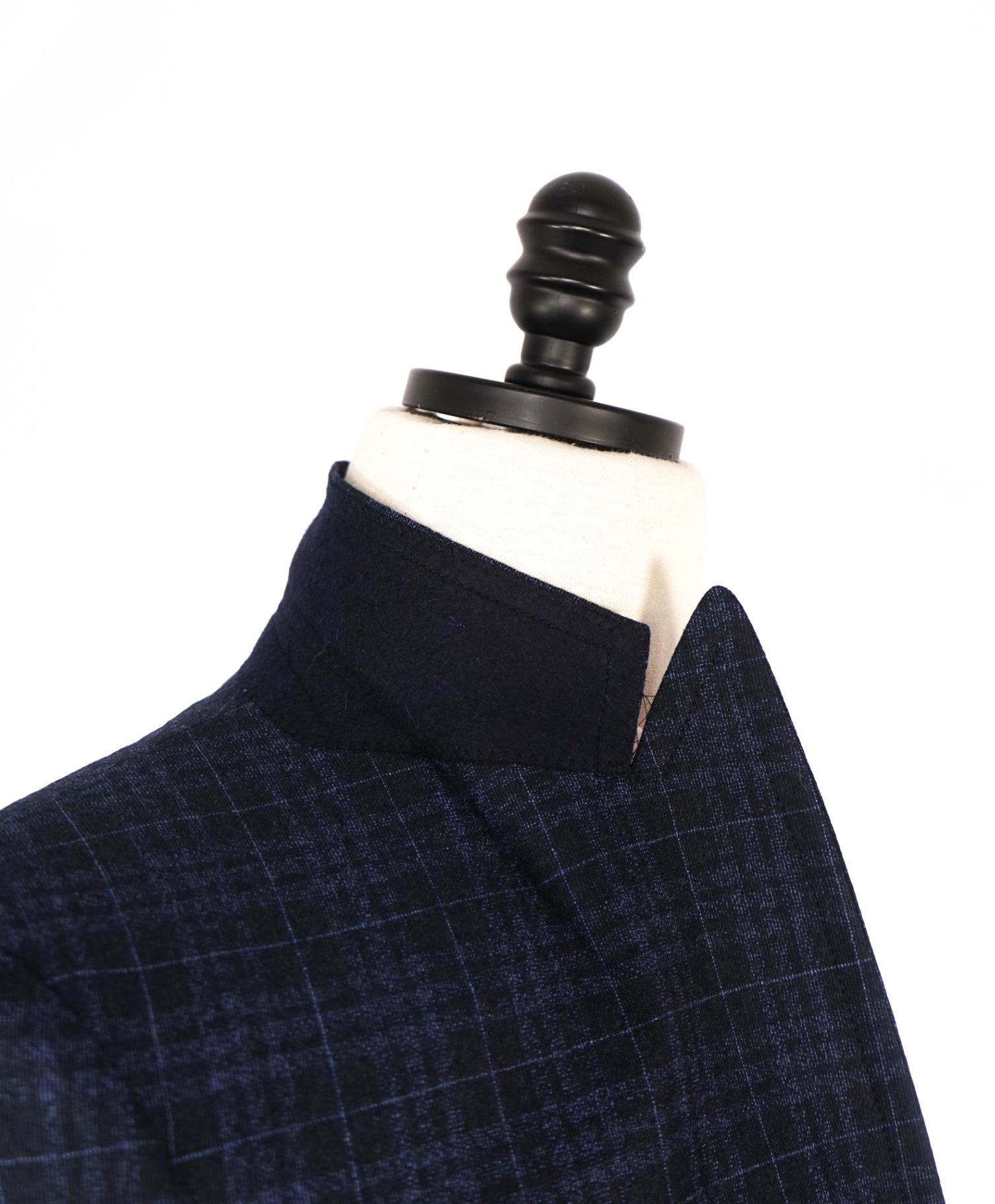 $1,995 EMPORIO ARMANI - "SAVILE LINE" Blue Plaid Flannel Suit - 38R