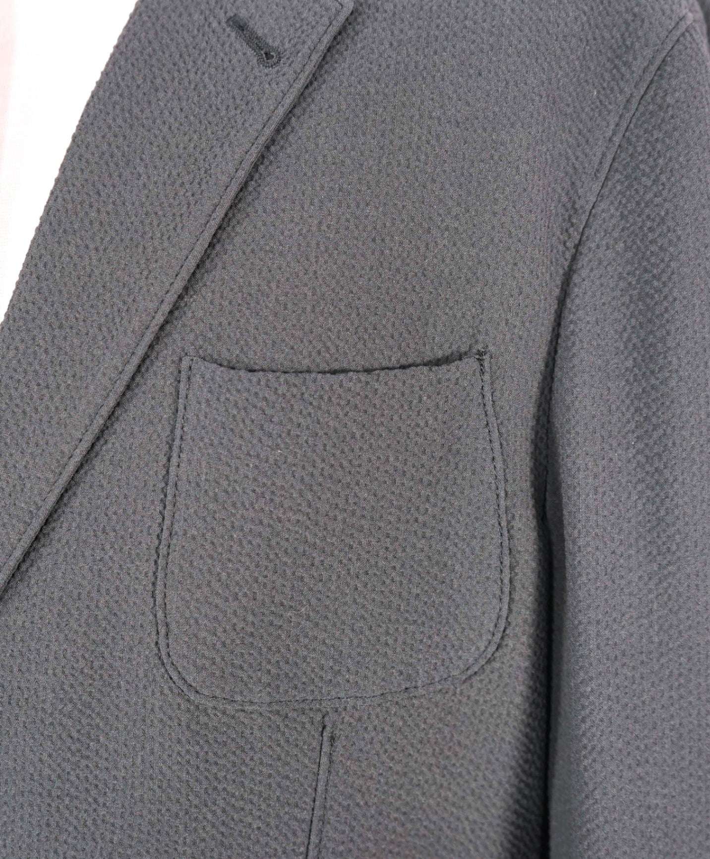 $2,595 GIORGIO ARMANI - Navy "UPTON" Seersucker Wool Blazer - 46R