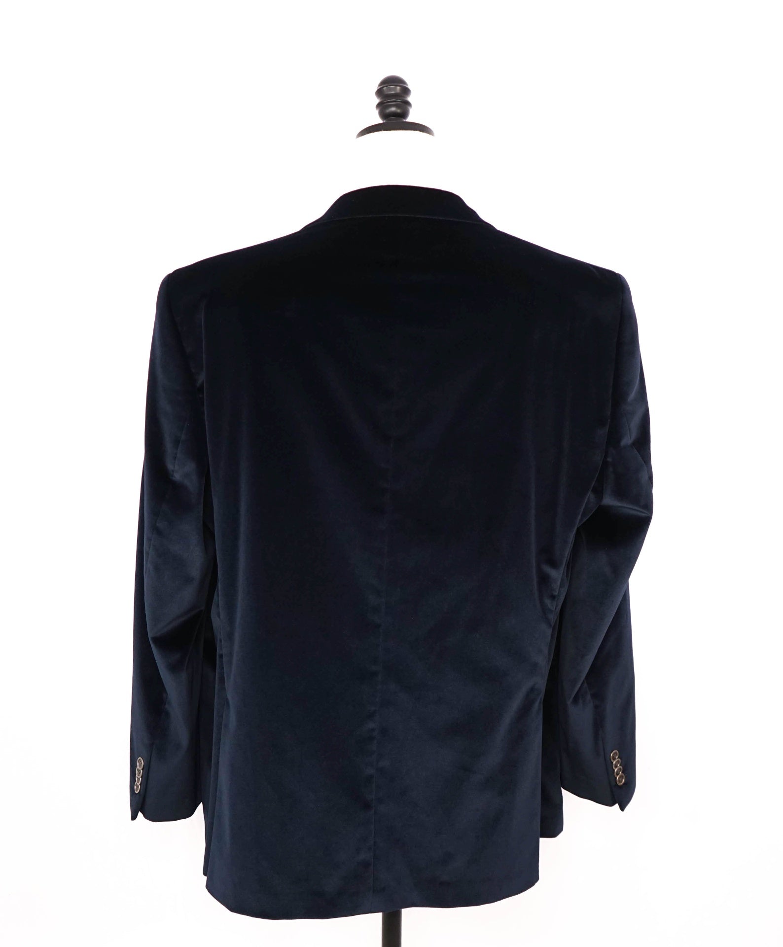 $1,295 SAKS FIFTH AVENUE - Solid Navy Blue Velvet Blazer - 46R