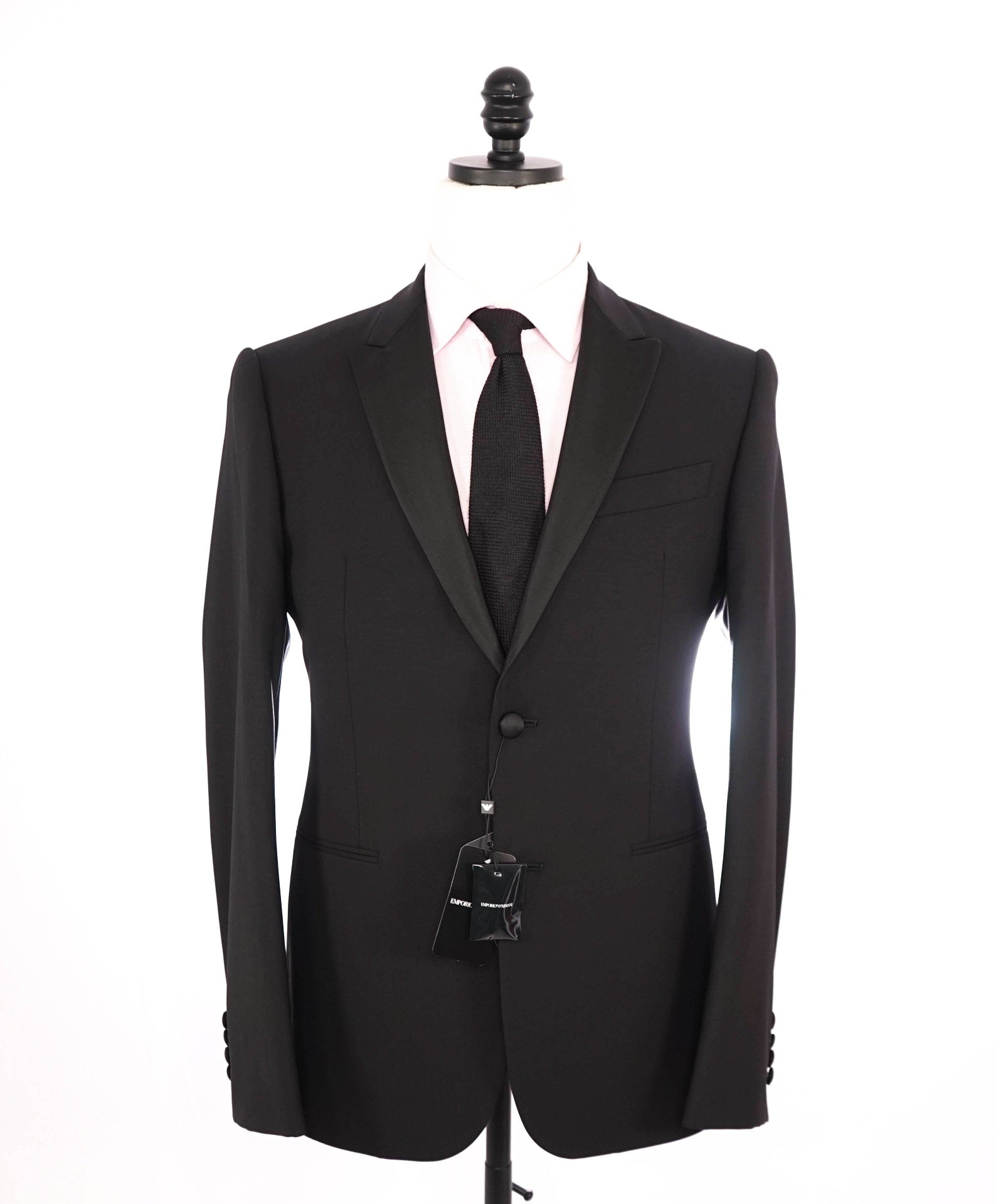 $1,995 EMPORIO ARMANI - Black Wool Peak Lapel Tuxedo - 36R