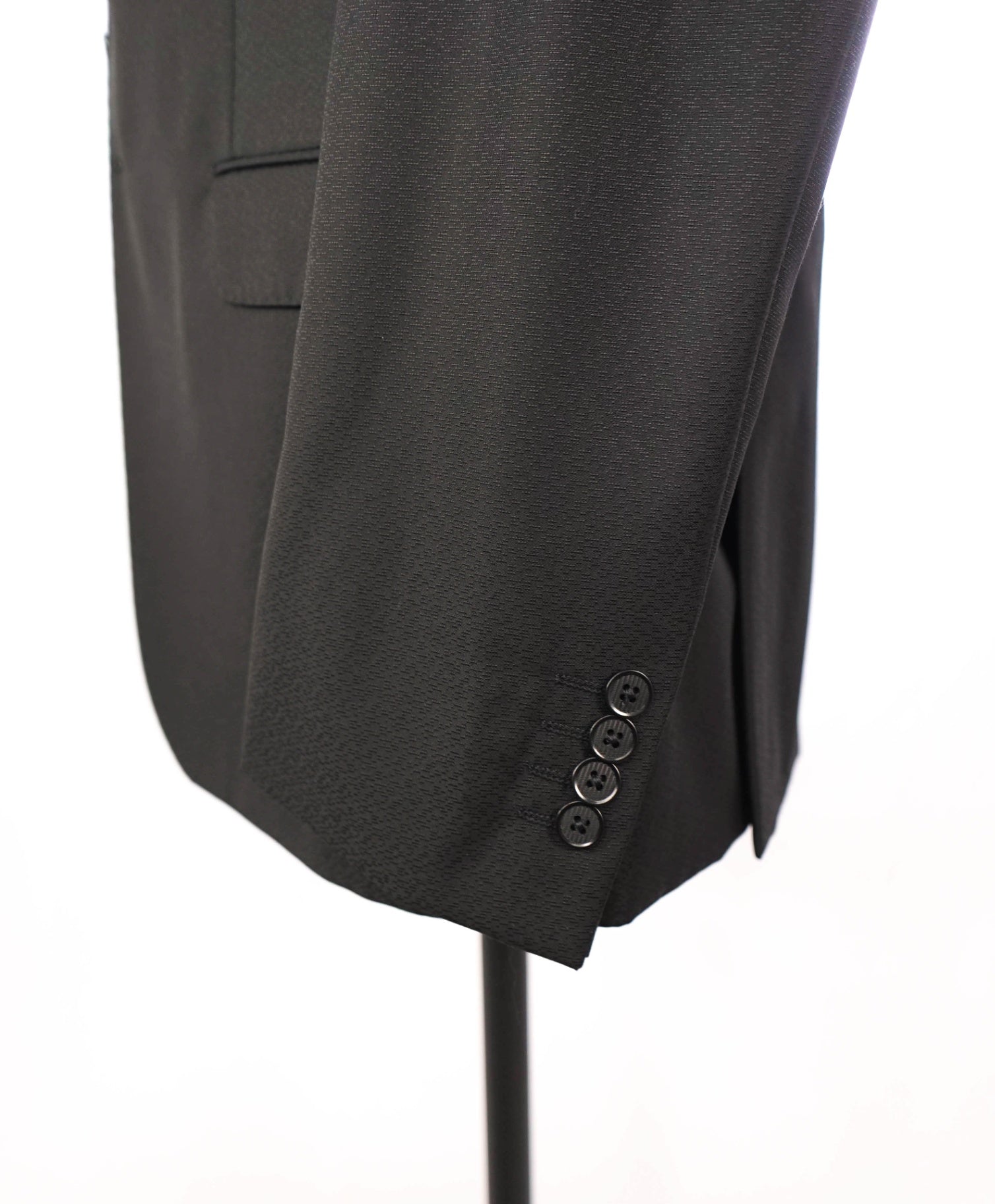 $2,495 EMPORIO ARMANI - Textured Black 3-Piece Suit - 46R