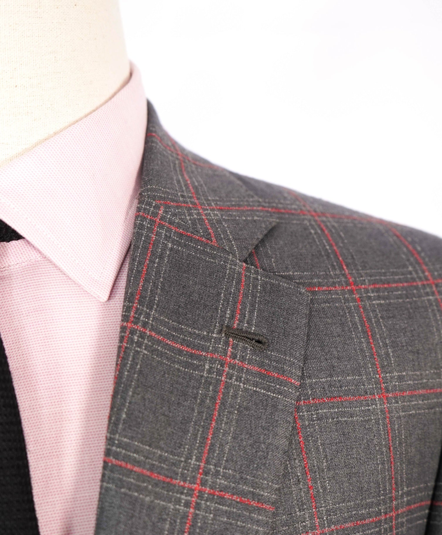 $4,250 ISAIA - Gray/Red Textured Plaid Wool Suit - 42L