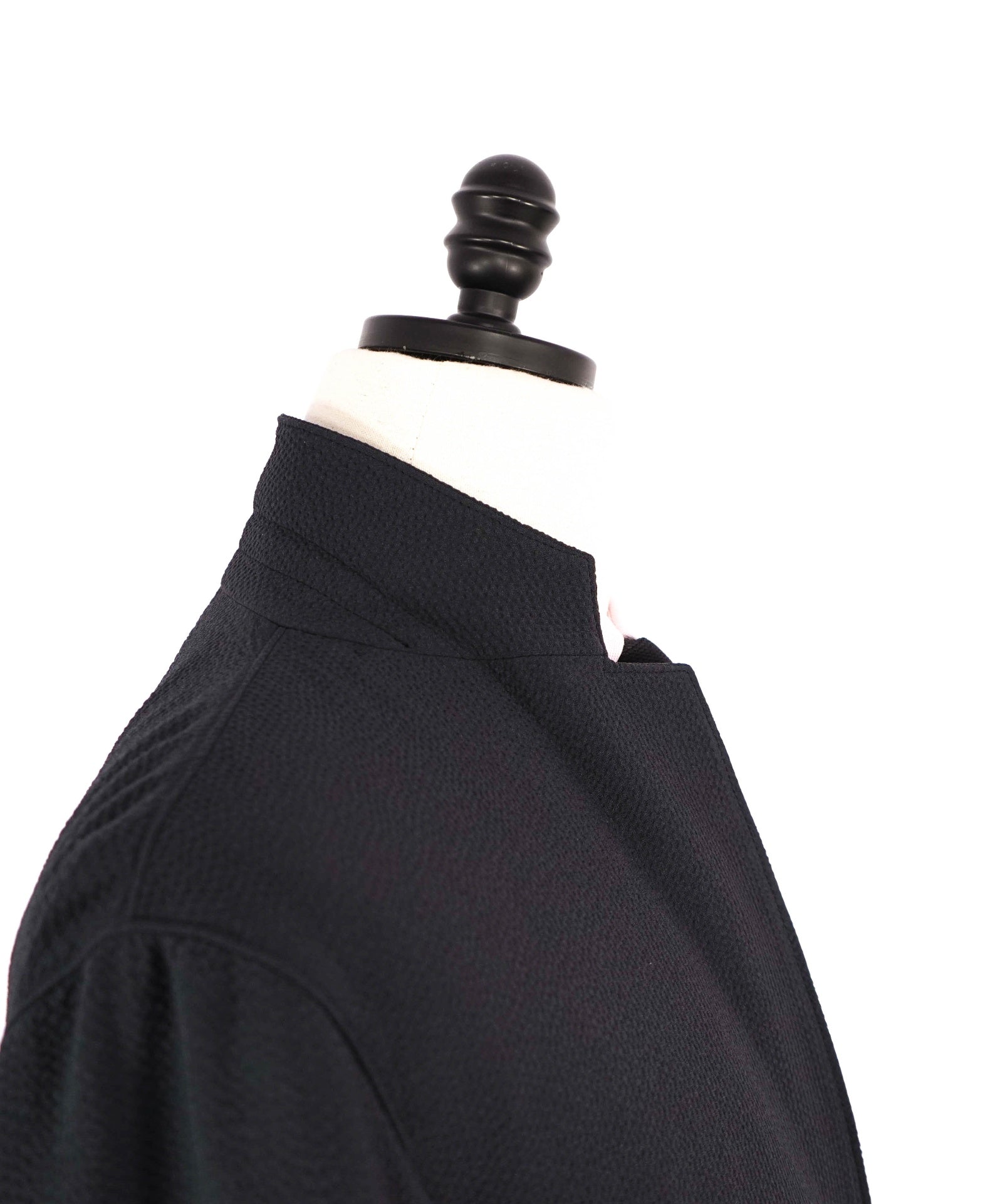 $2,595 GIORGIO ARMANI - Navy "UPTON" Seersucker Wool Blazer - 46R