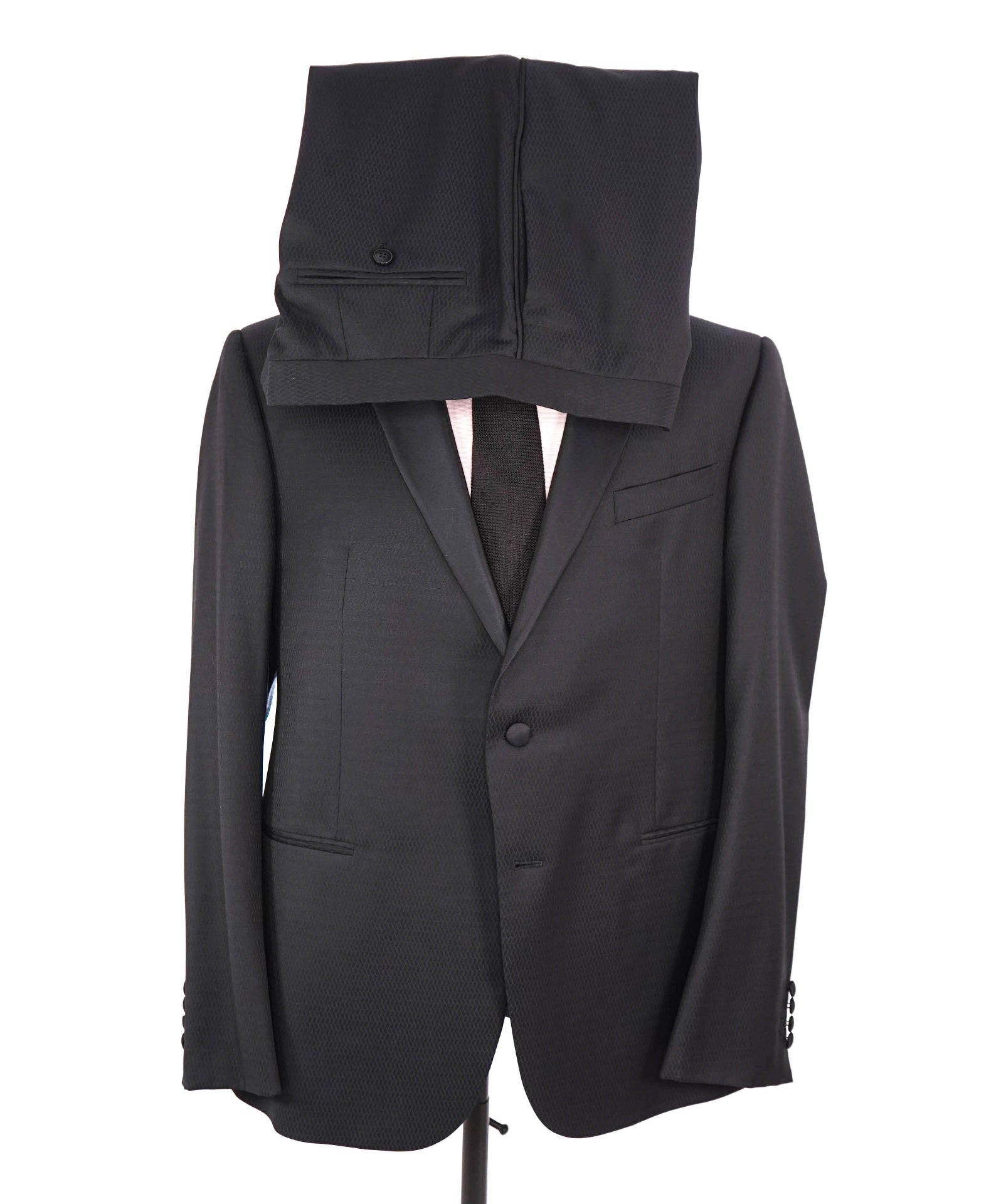 $1,995 EMPORIO ARMANI - Navy Jacquard Wool Peak Lapel Tuxedo - 46R