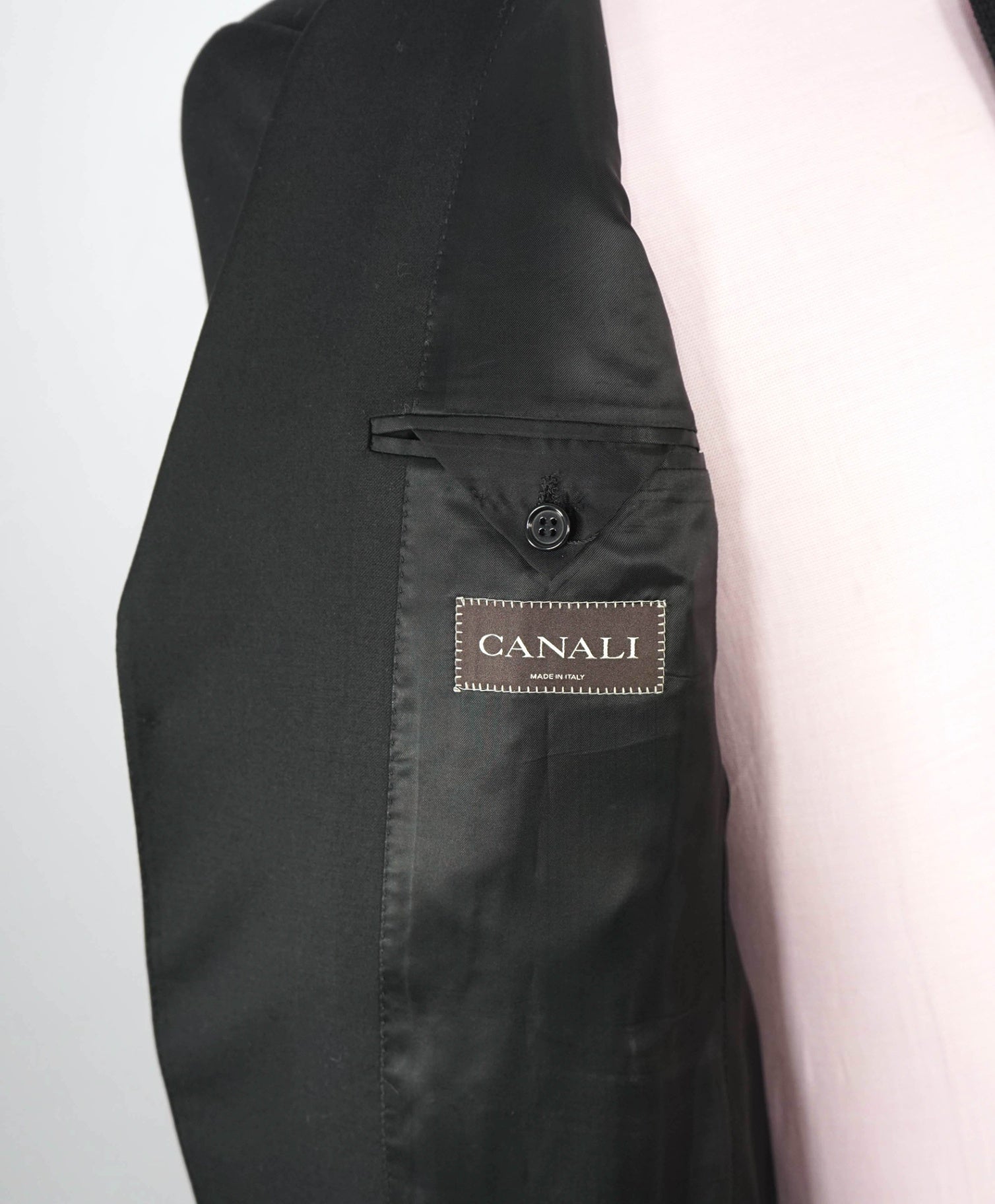 $2,795 CANALI - Solid Black Pure Wool Suit - 36S