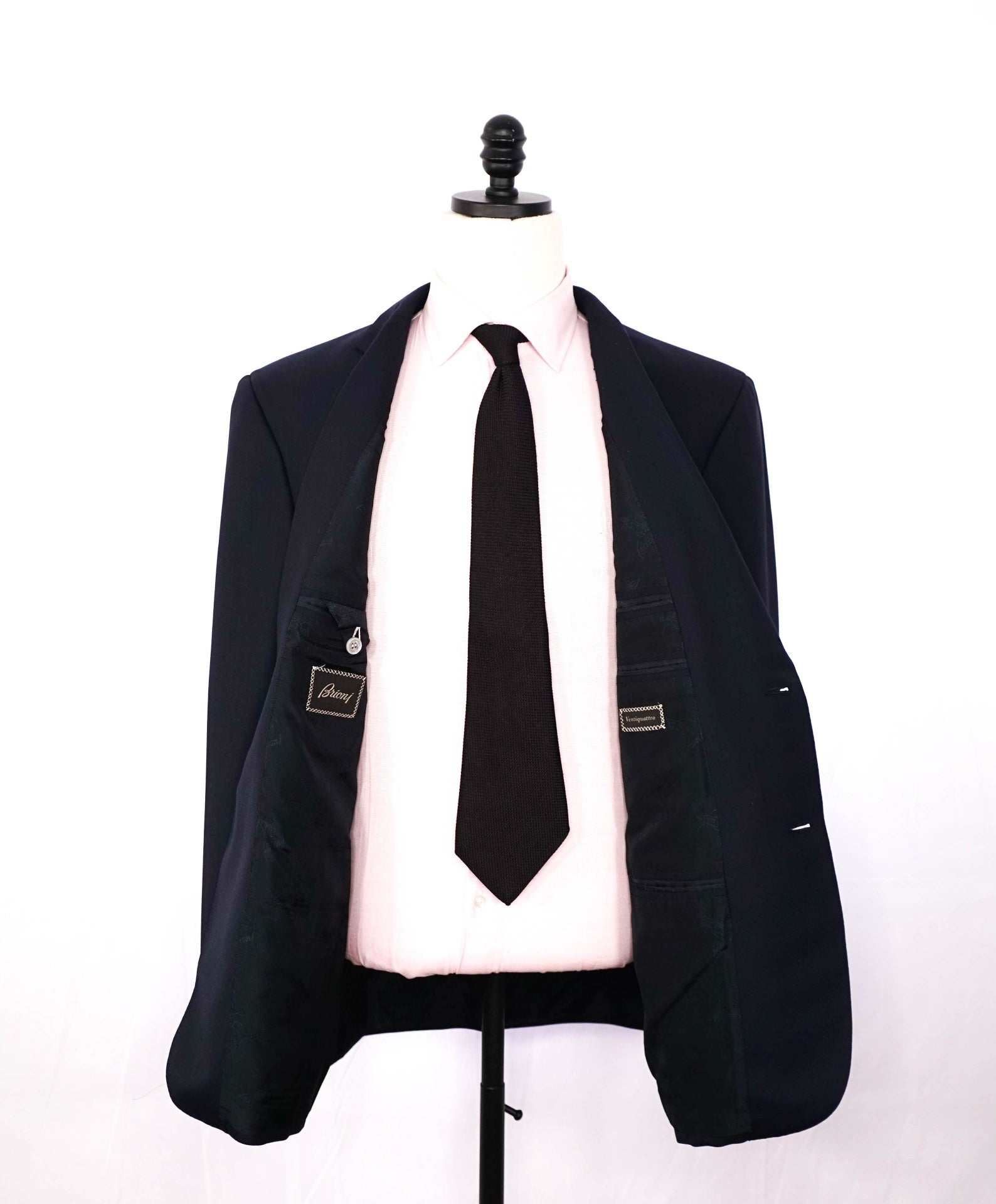 $6,700 BRIONI - Solid Navy Blue "VENTIQUATRO" Wool Suit - 46R