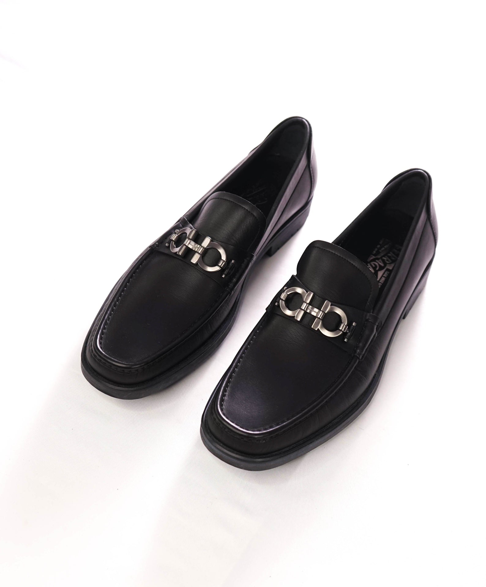 $850 FERRAGAMO - "MASTER" Black Lug Sole Gancini Loafer - 11 D