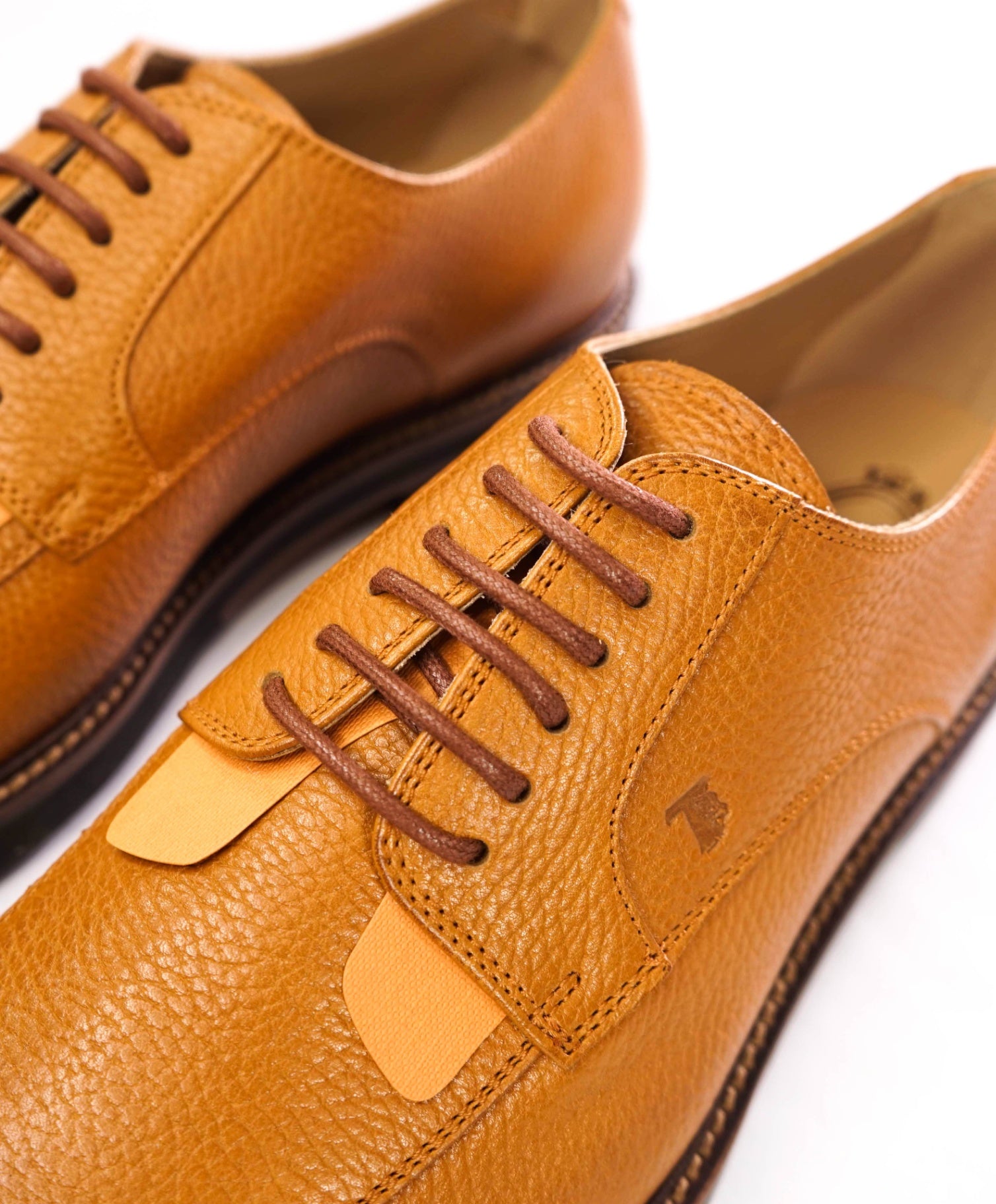 $985 TOD'S - Cognac Brown Pebble Leather Derby - US 9 (UK8)