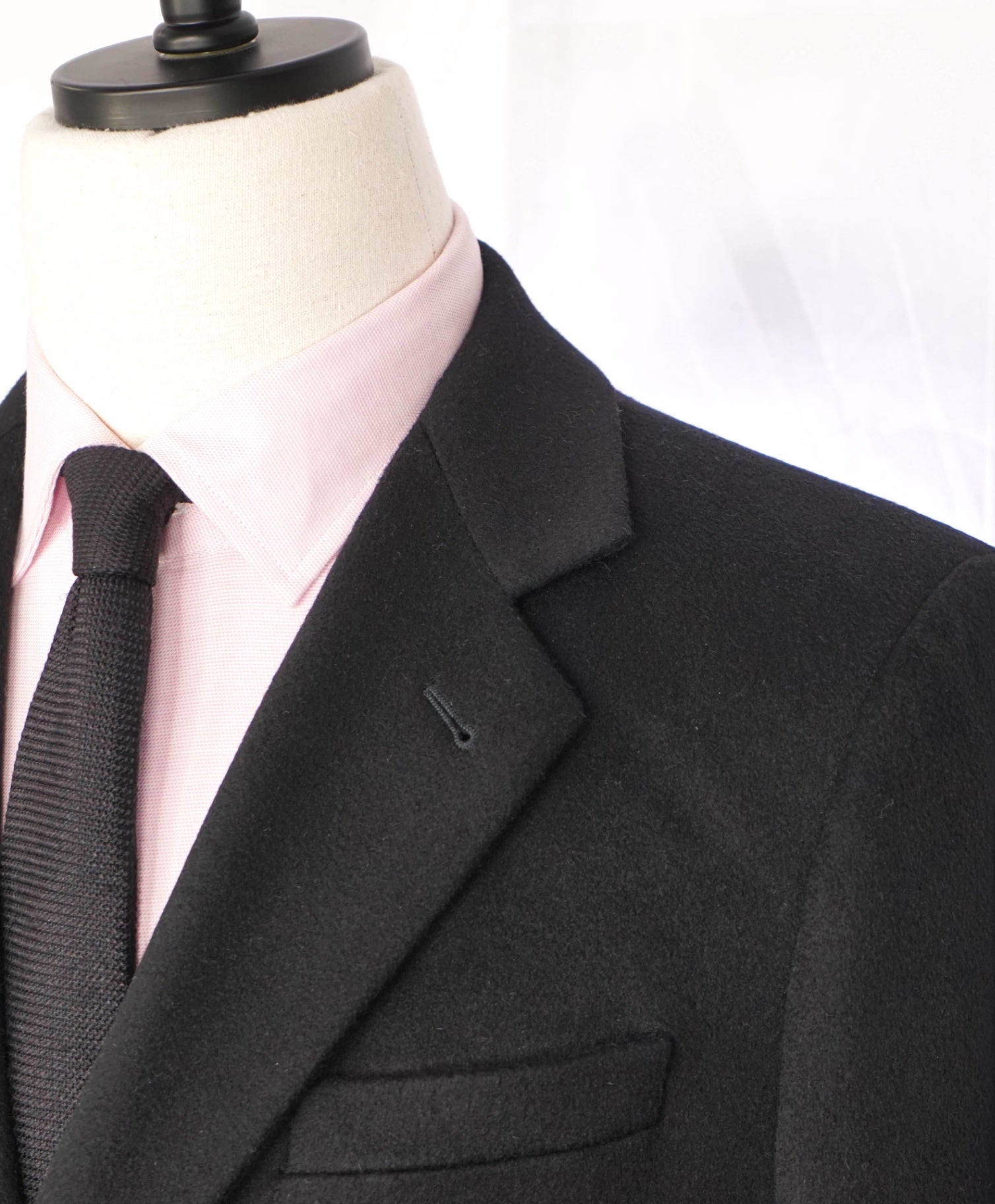 $6,300 GIORGIO ARMANI - Solid Black Wool/Cashmere Overcoat - 40R