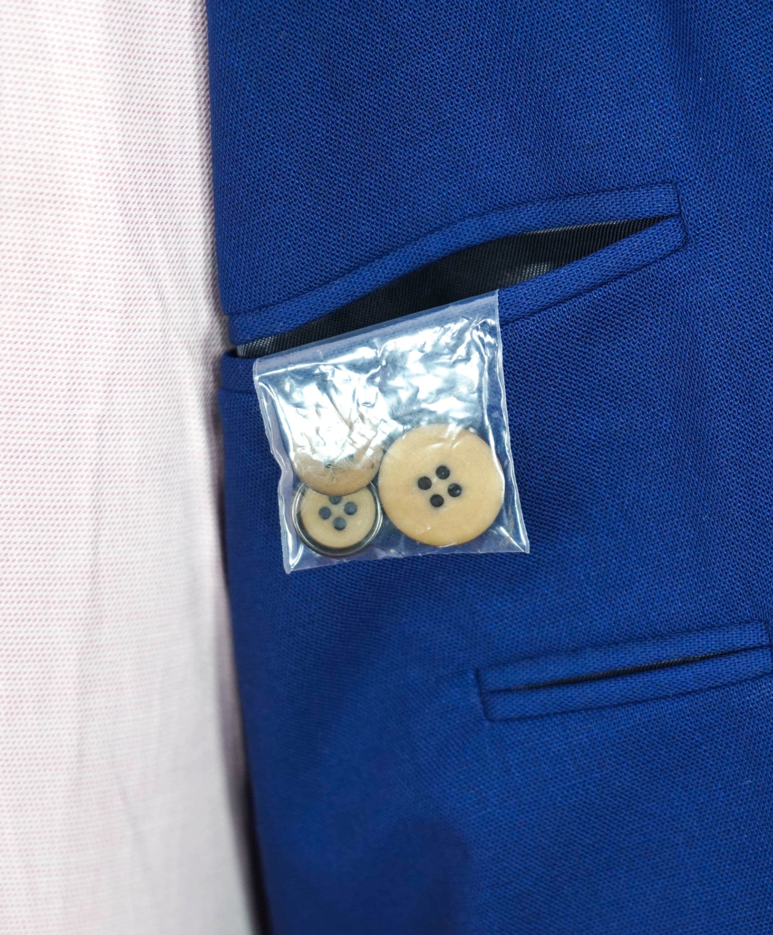 $2,195 LORO PIANA For NEIMAN- Coablt Blue Wool Suit - 42R