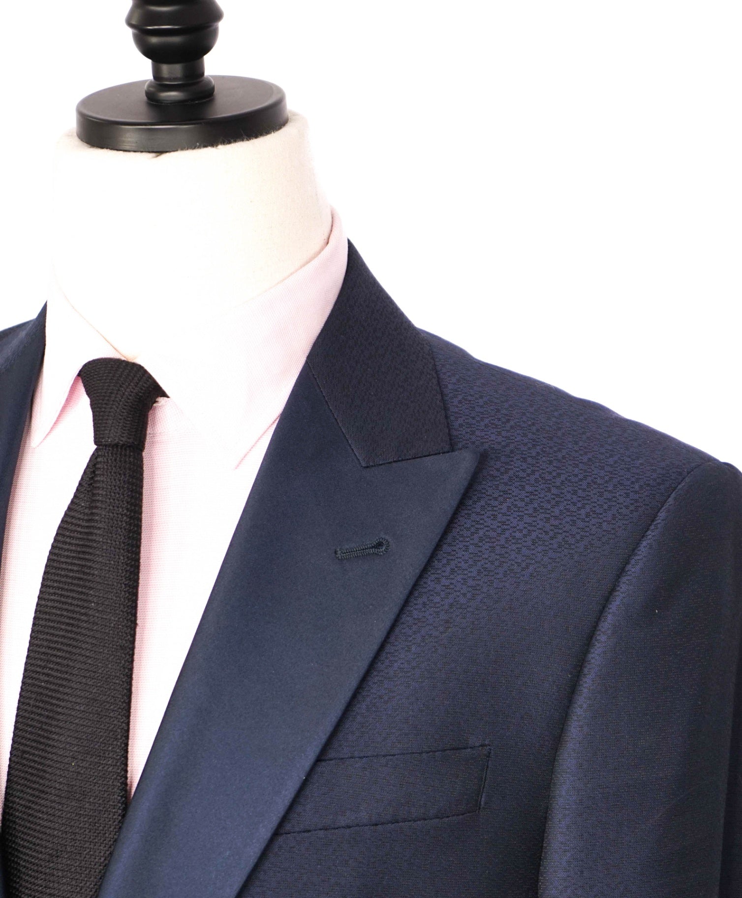 $1,995 ARMANI COLLEZIONI - "G Line" Navy Dinner Jacket Blazer - 42R