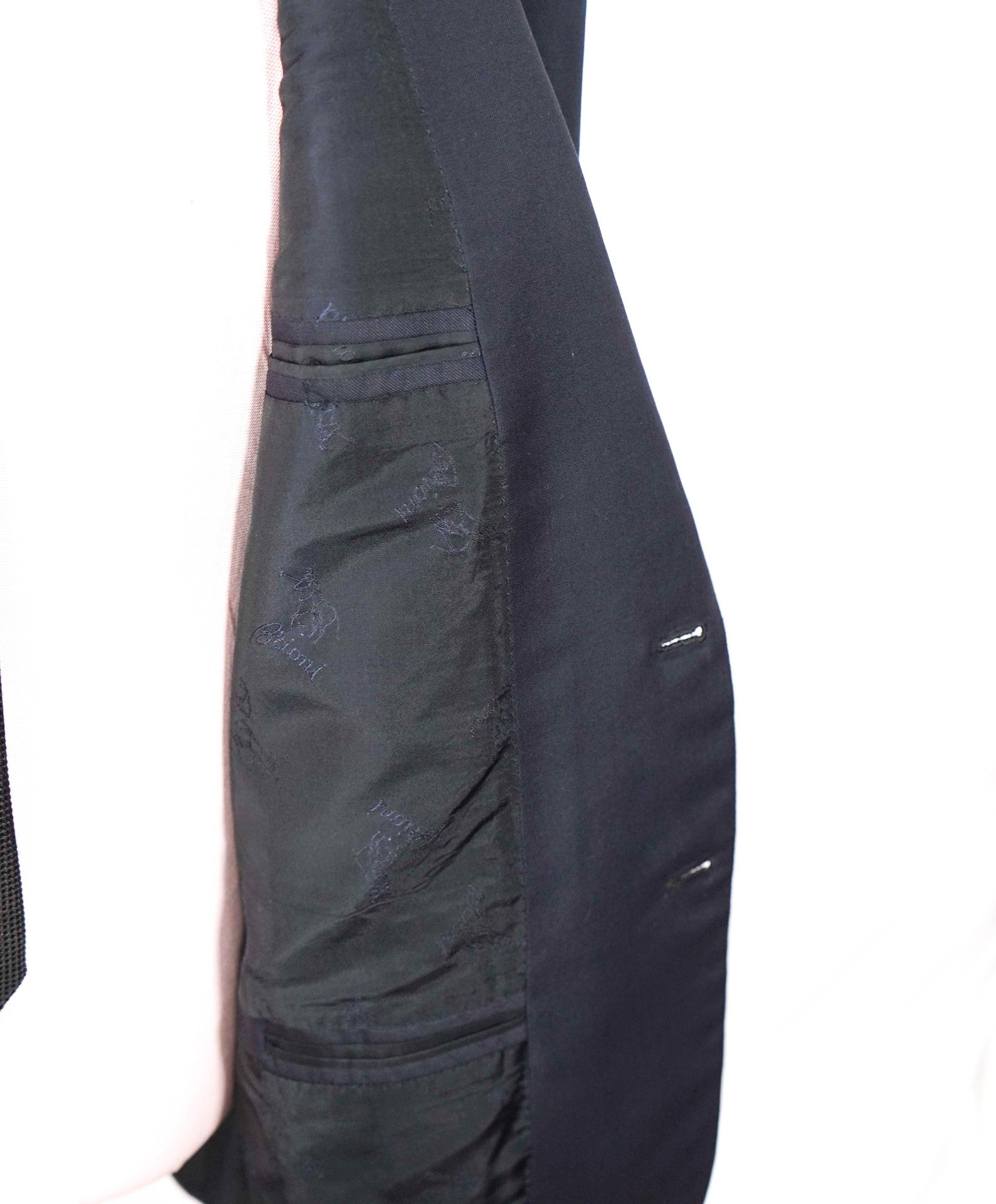 $6,900 BRIONI - Solid Navy Blue Wool Blazer - 44R