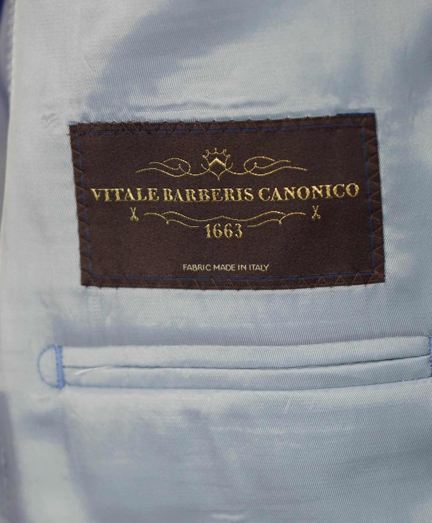 $1,395 VBC for BACK LAWRENCE - Light Blue Wool/Silk/Linen Blazer - 38R