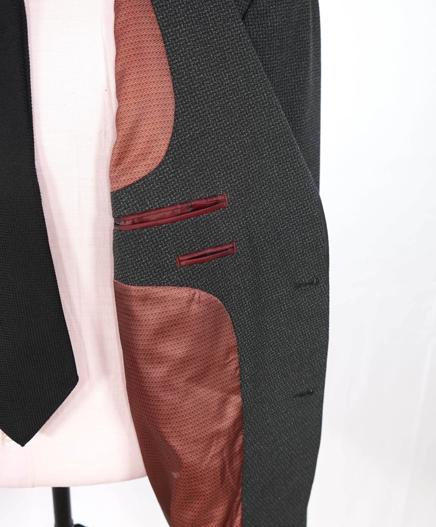 $375 "1 LIKE NO OTHER" - Gray Polyester/Viscose Peak Lapel Blazer - 46