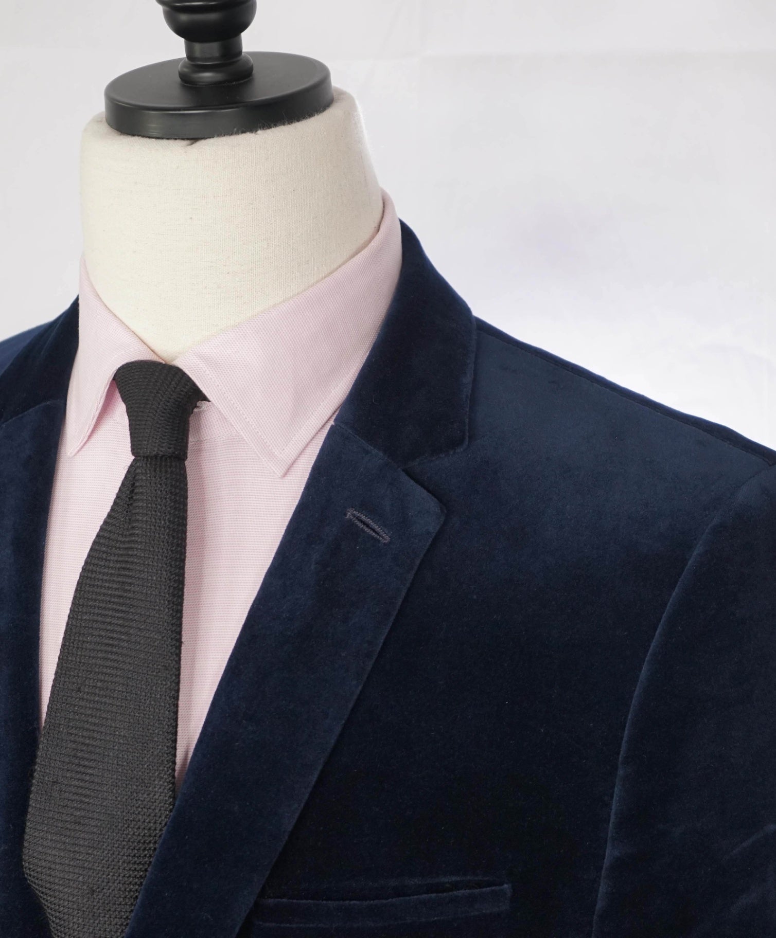 $400 HUGO BOSS - Navy Blue Velvet Blazer - 42S
