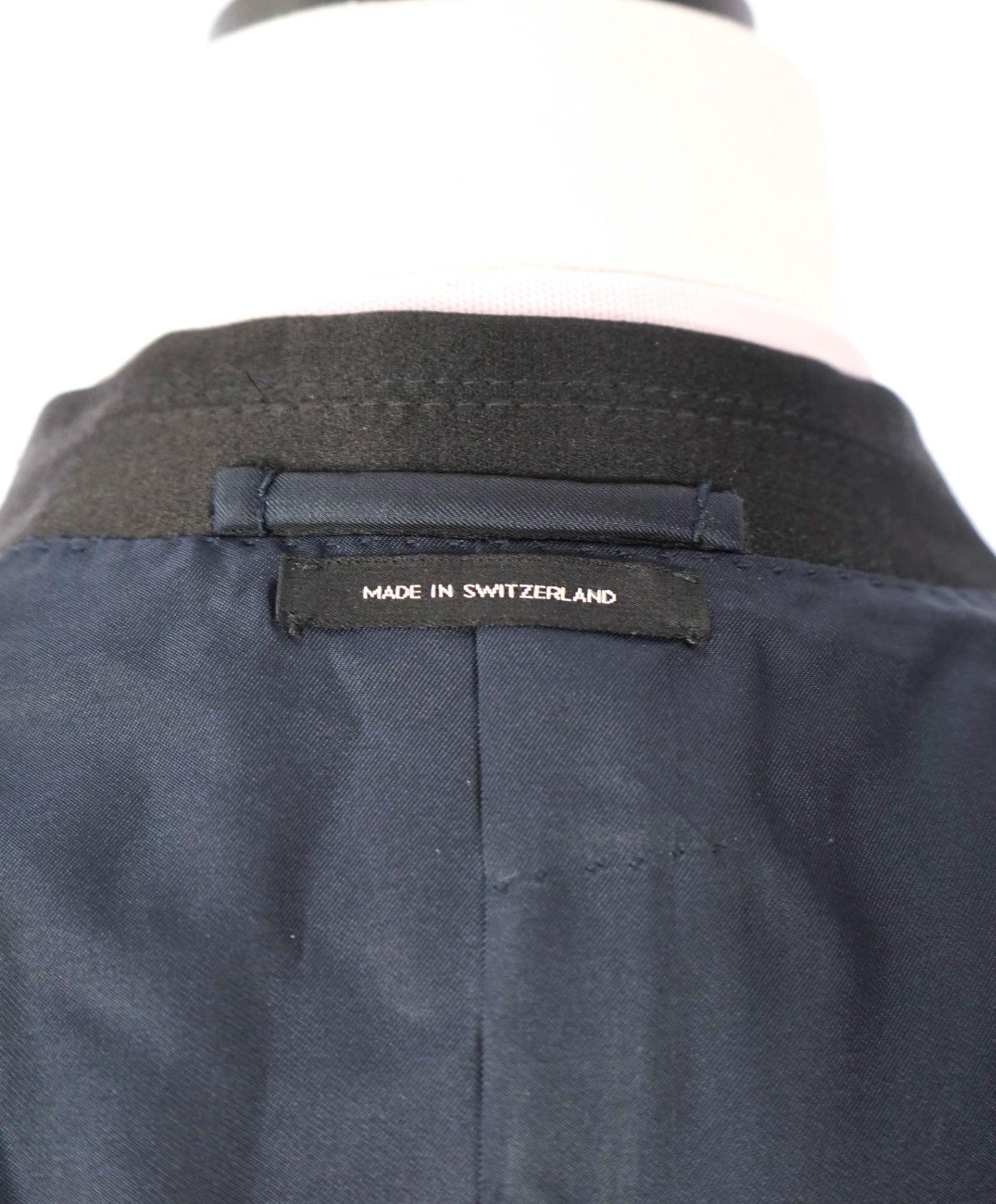 $6,950 TOM FORD - O'Connor Navy Wool Shawl Lapel Tuxedo - 48R