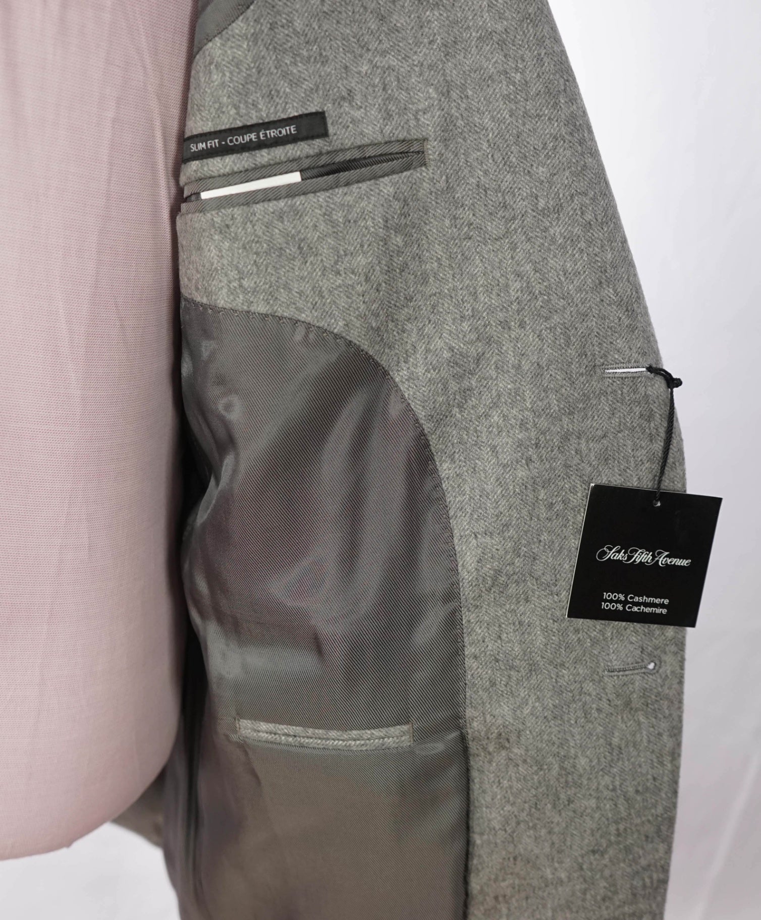 $1,295 SAKS 5TH AVE - Light Gray Herringbone Cashmere Blazer - 44R