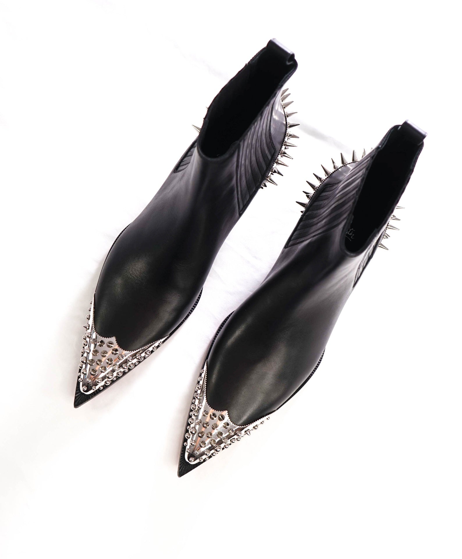 $2,995 LOUBOUTIN - Black "CHELVISS METEOR" Spiked Boots - US 10 (43EU)