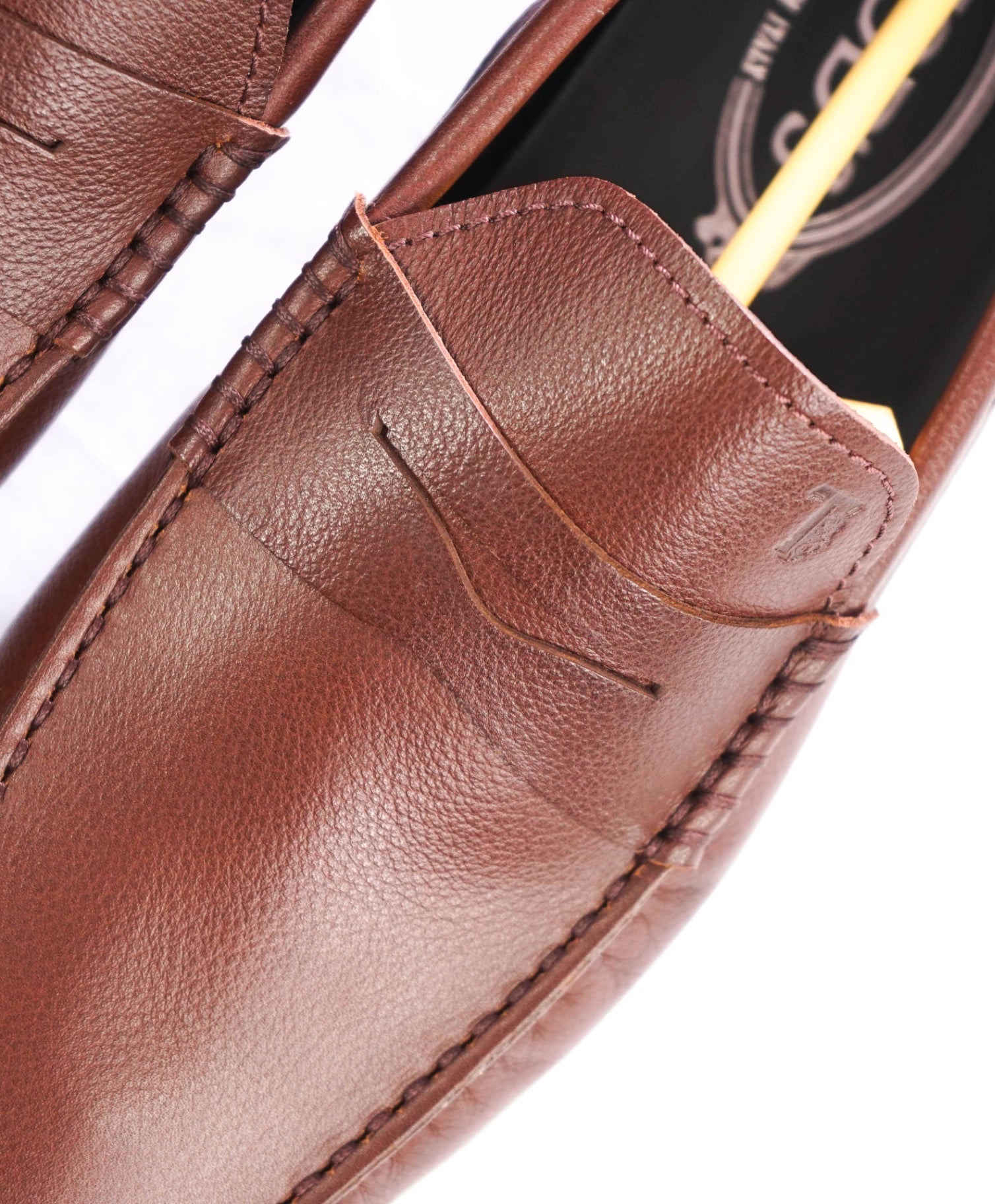 $975 TOD'S - Brown Pebble Leather Driving Loafers - US 7 (6UK)