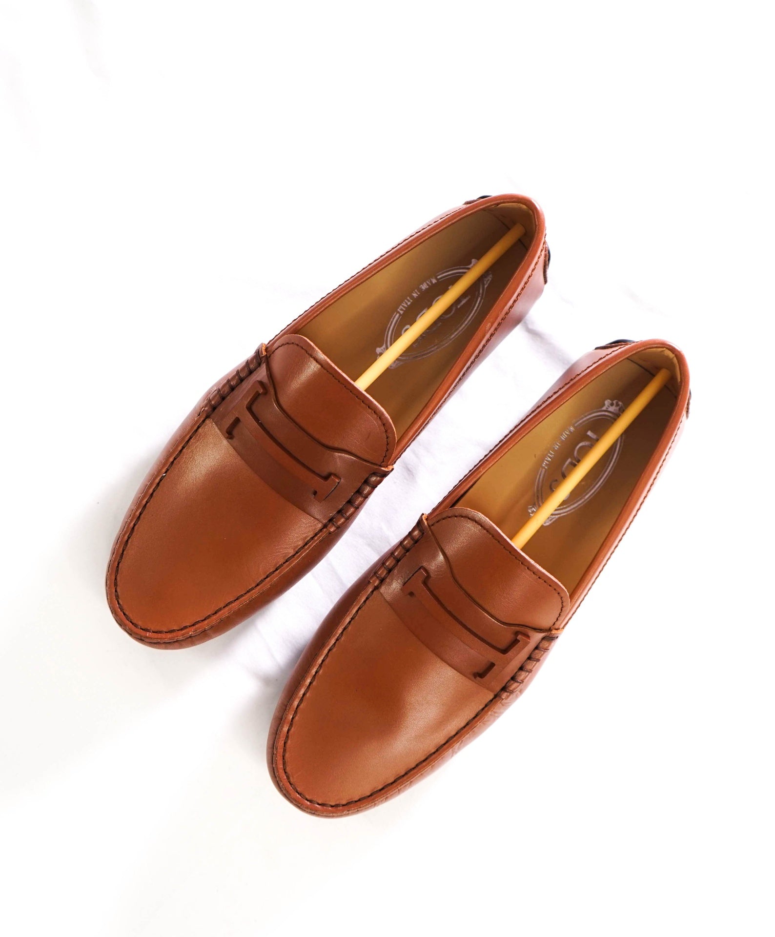 $975 TOD'S - Brown Leather Driving Loafers - US 7.5 (6.5UK)
