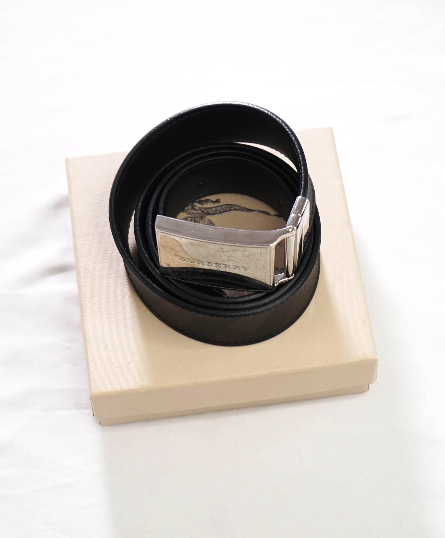 $295 BURBERRY - Brown/Black Reversible Canvas/Leather Belt - 40W