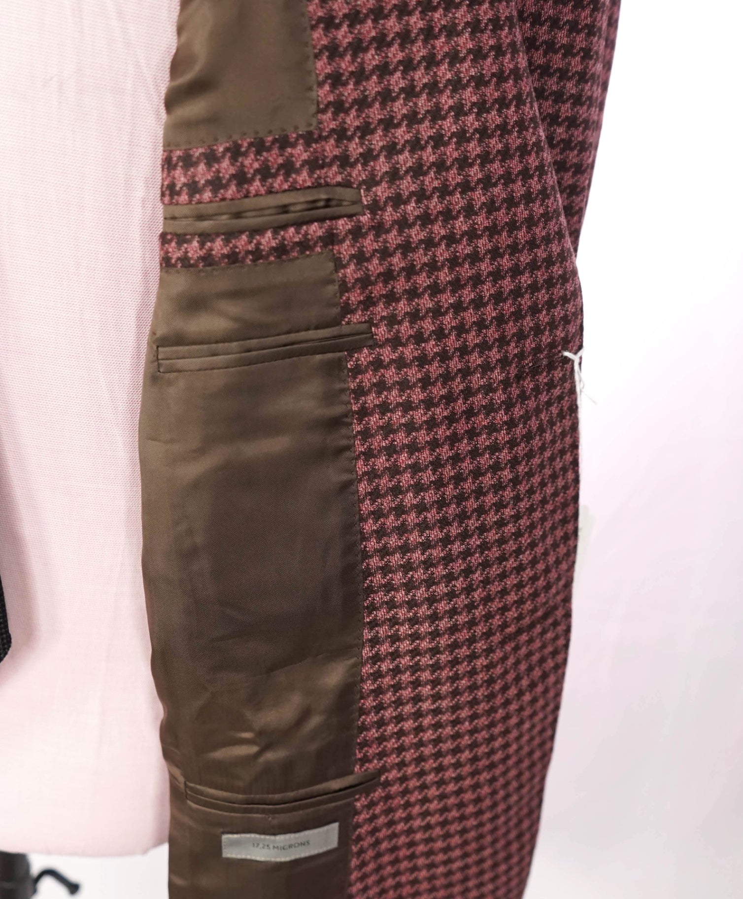 $1,995 CORNELIANI - Pink Houndstooth *17,25 Microns* Blazer - 44R