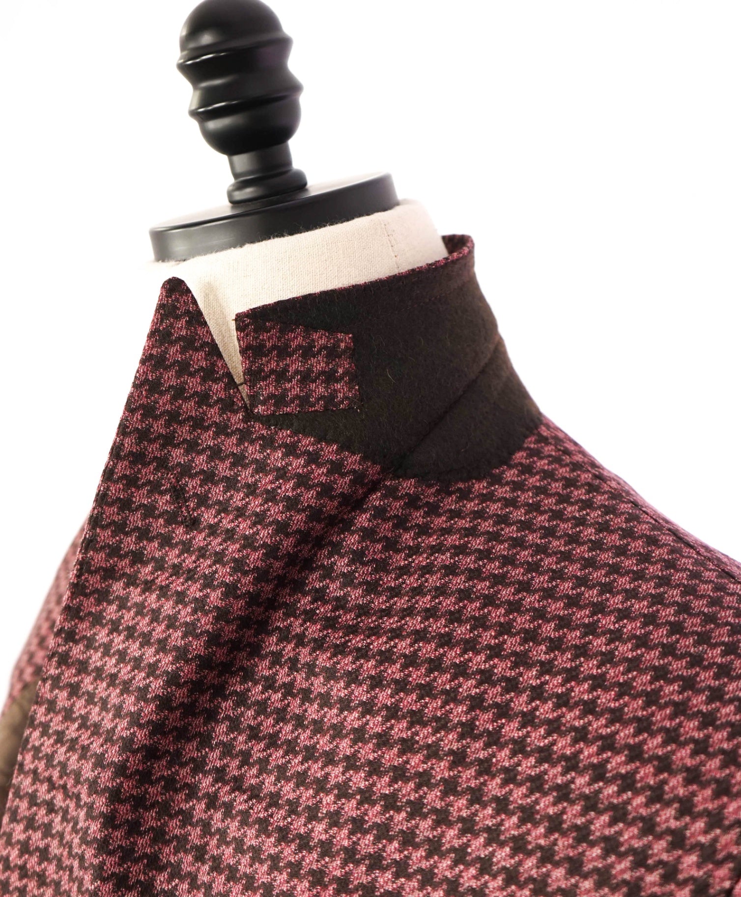 $1,995 CORNELIANI - Pink Houndstooth *17,25 Microns* Blazer - 44R