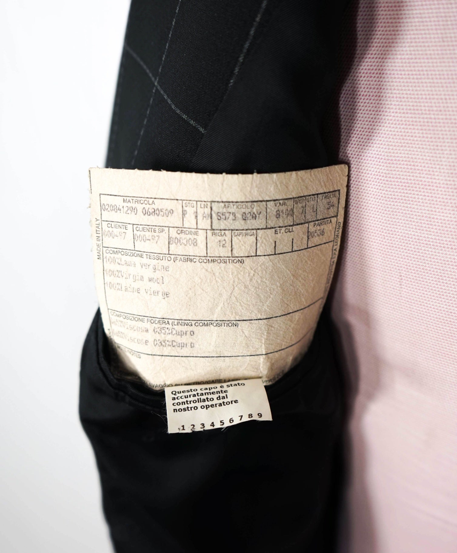 $3,195 DOLCE & GABBANA - Navy Windowpane 2/3 Roll Suit - 44L