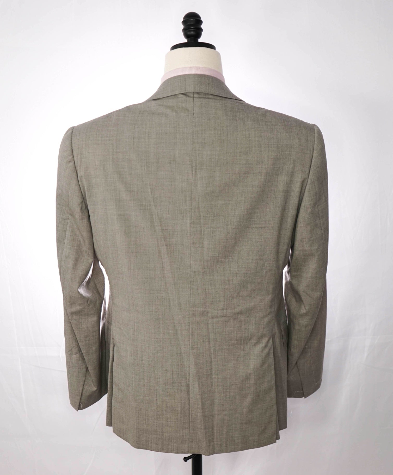 $2,995 RALPH LAUREN PURPLE LABEL - Light Gray Wool Suit - 42R
