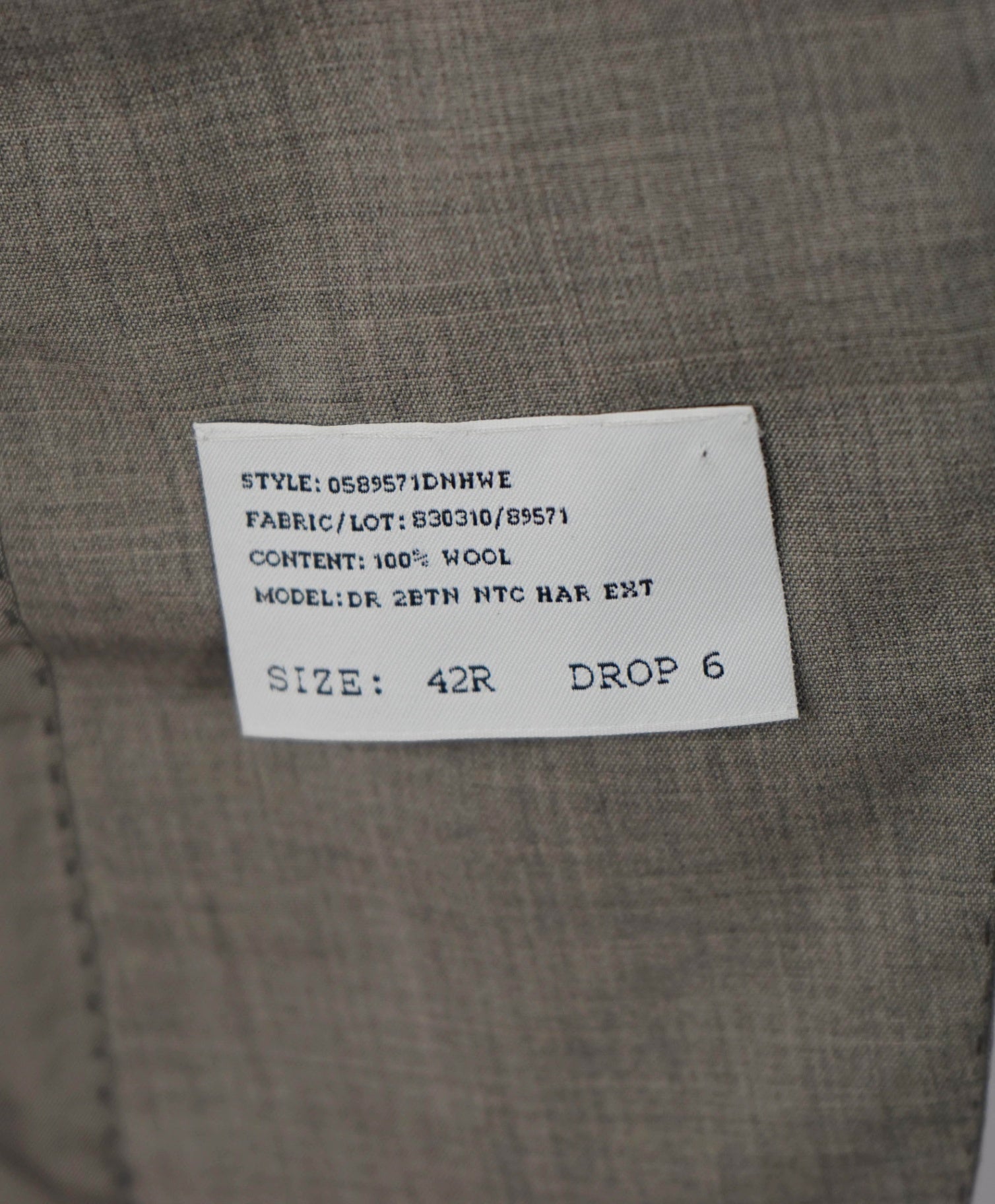 $2,995 RALPH LAUREN PURPLE LABEL - Light Gray Wool Suit - 42R