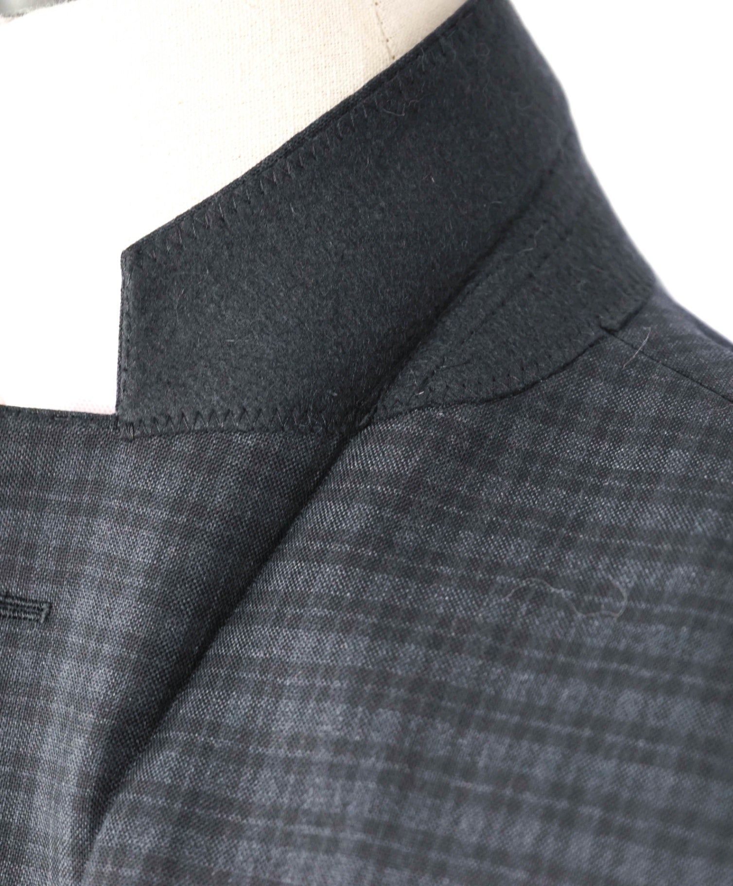 $995 ZEGNA "Traveller" For SFA - Navy Check Wool Suit - 42R