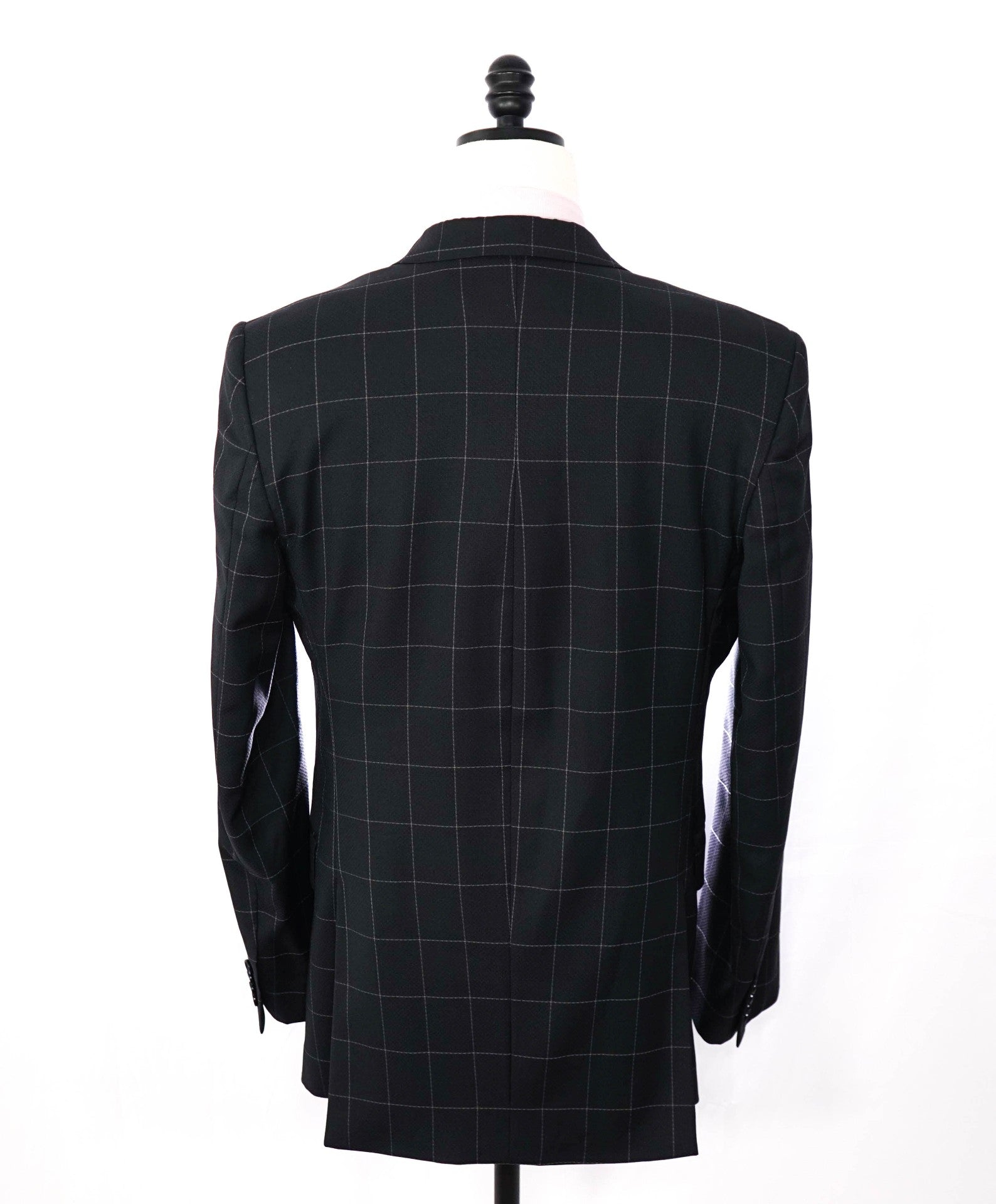$3,195 DOLCE & GABBANA - Navy Windowpane 2/3 Roll Suit - 44L