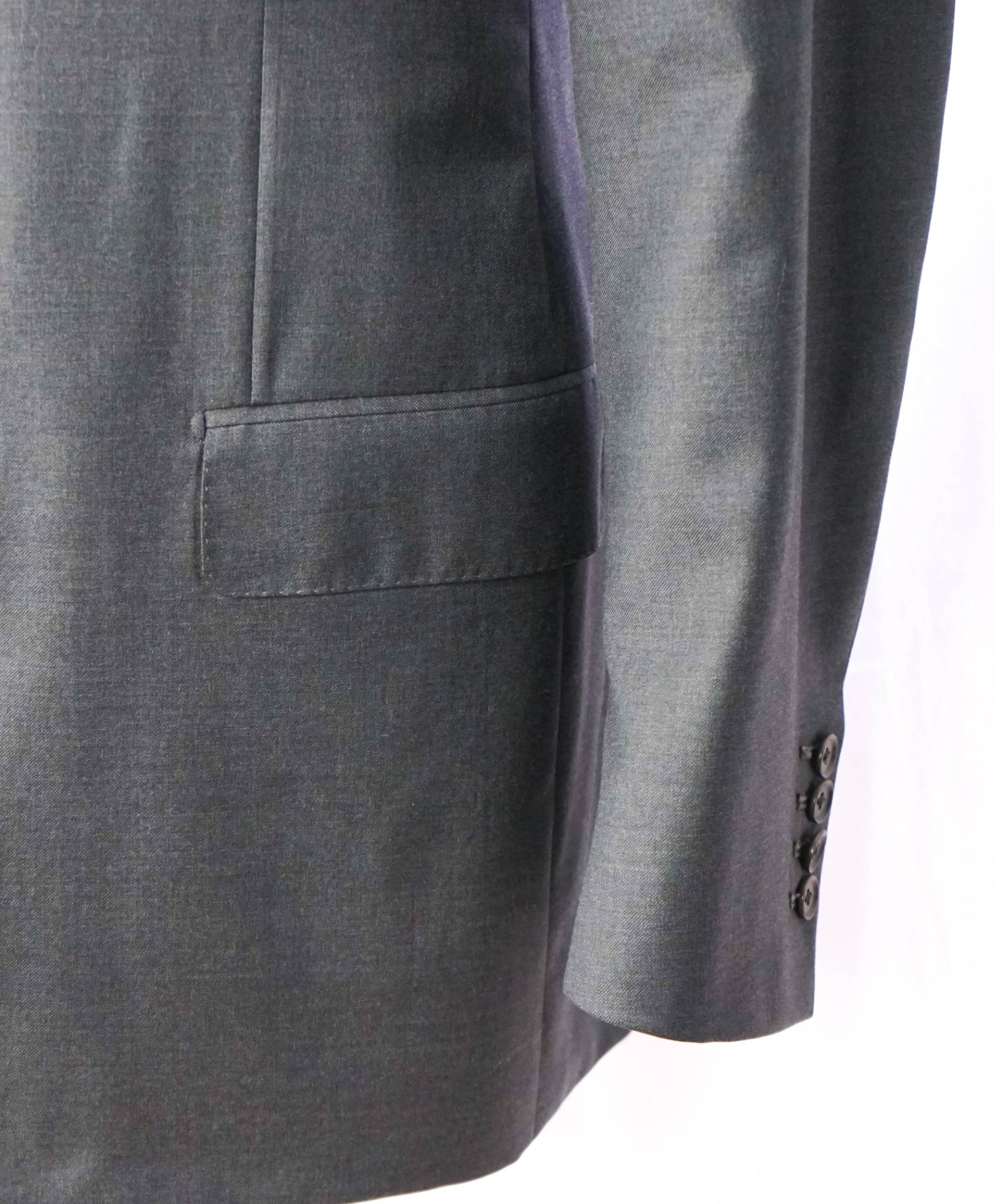 $3,995 ISAIA - "AQUASPIDER" Solid Gray Wool Suit - 46R