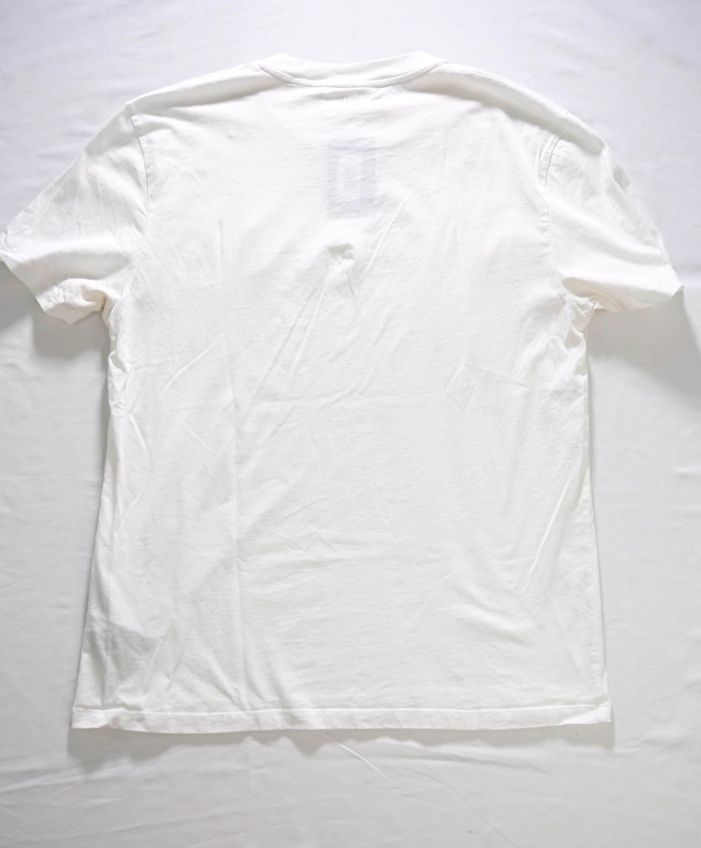 $130 AMI - Solid White Cotton Smiley T Shirt - L