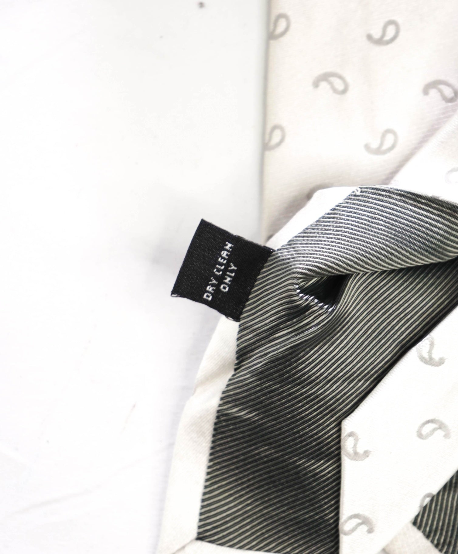 $192 LUIGI BORRELLI - Silver Micro Paisley Silk - 3.25" Tie
