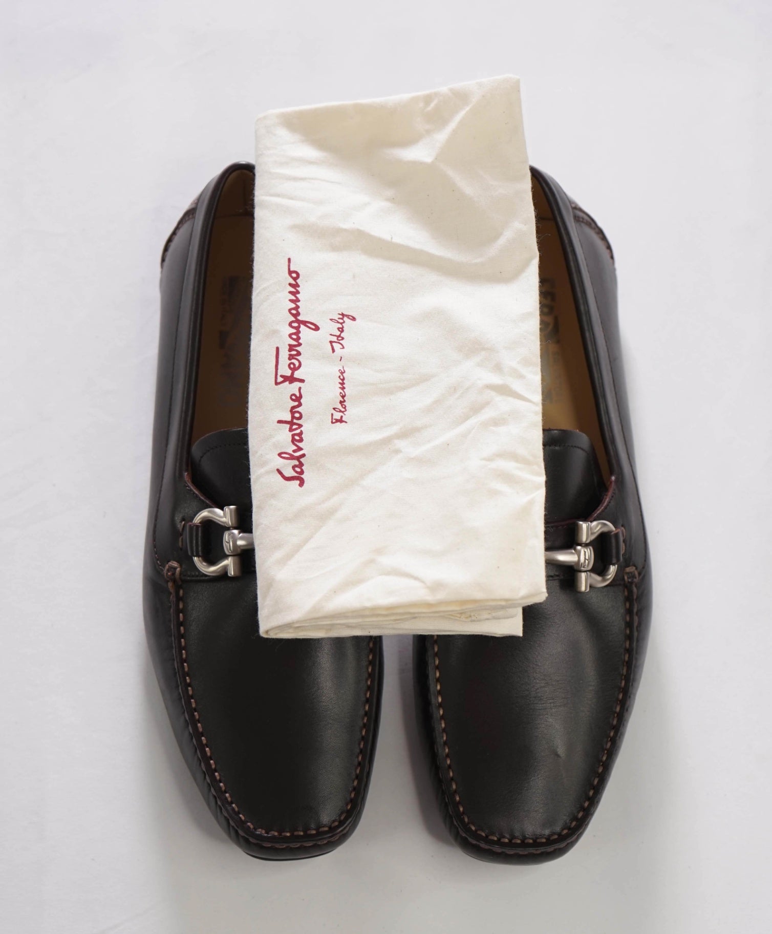 $800 FERRAGAMO - PARIGI Brown Leather Loafers - 7 EE