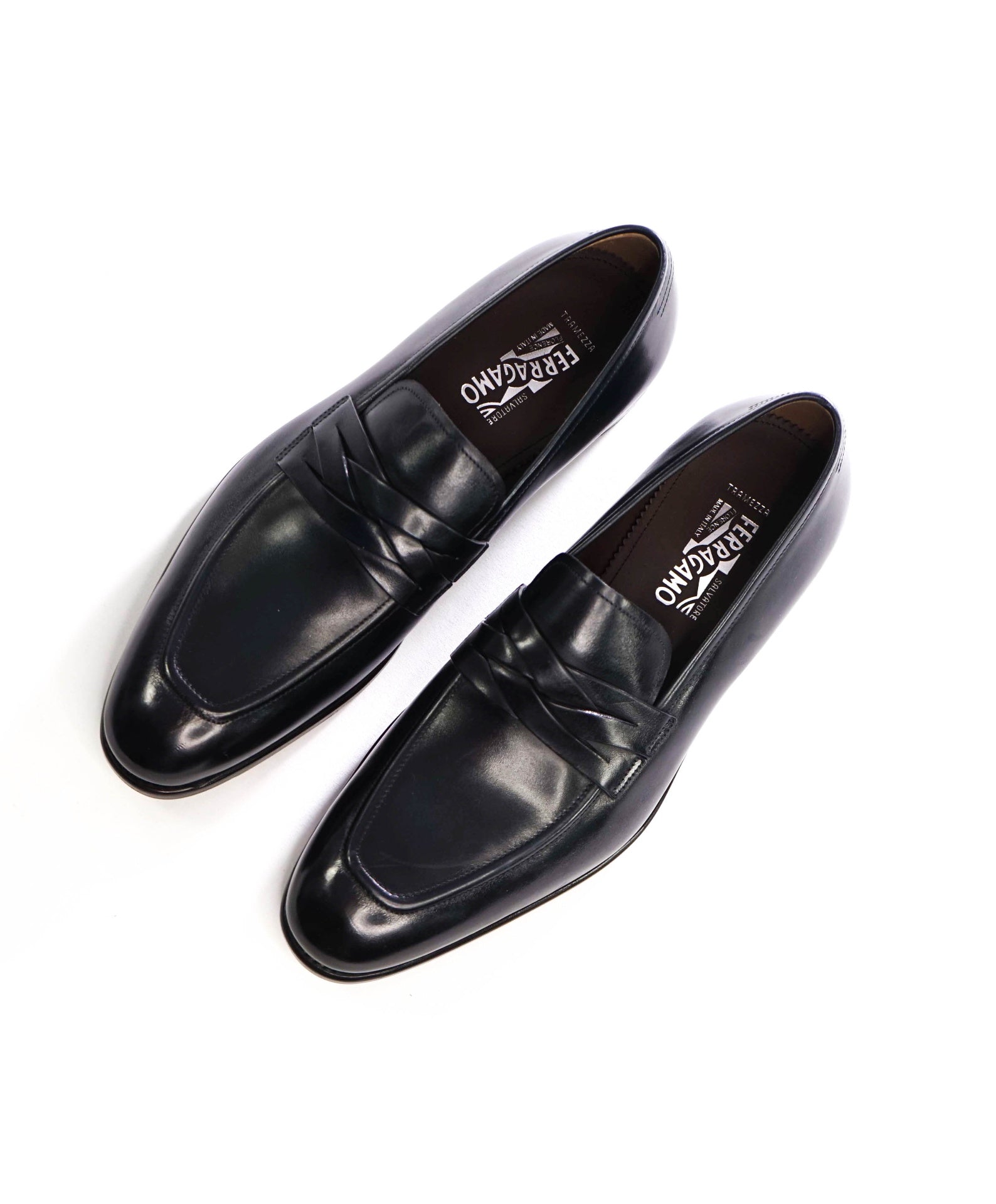 $1,495 FERRAGAMO "TRAMEZZA" - Navy Leather Loafers - 7.5 EE