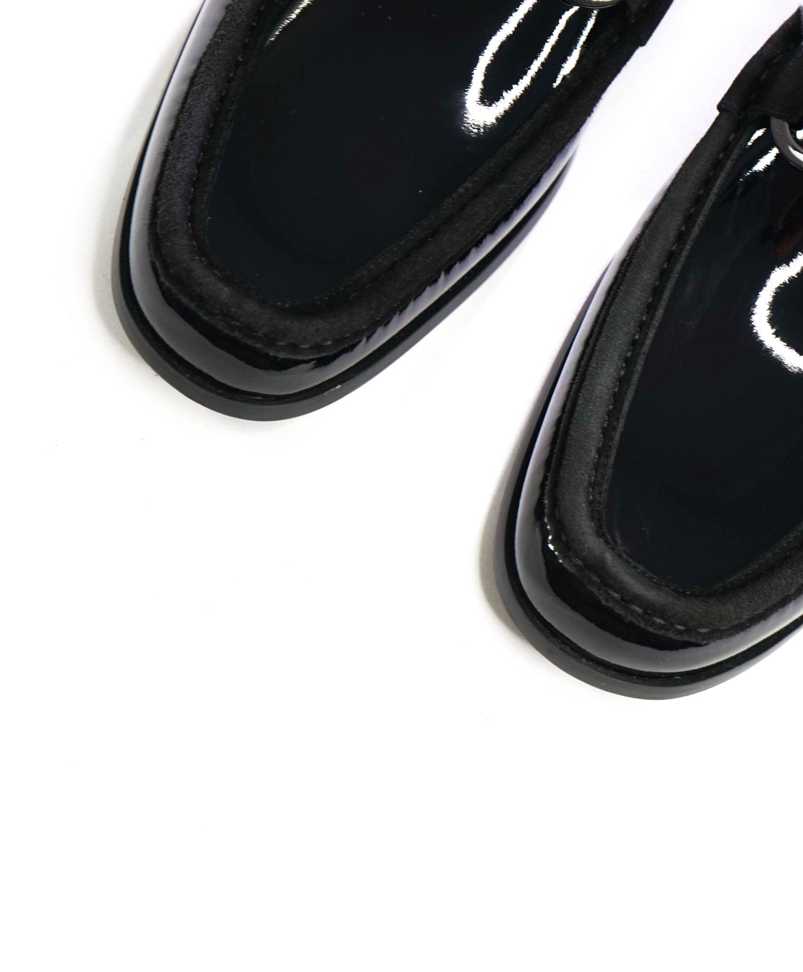 $895 FERRAGAMO - GRANDIOSO Black Leather/Suede Loafers - 8 EE