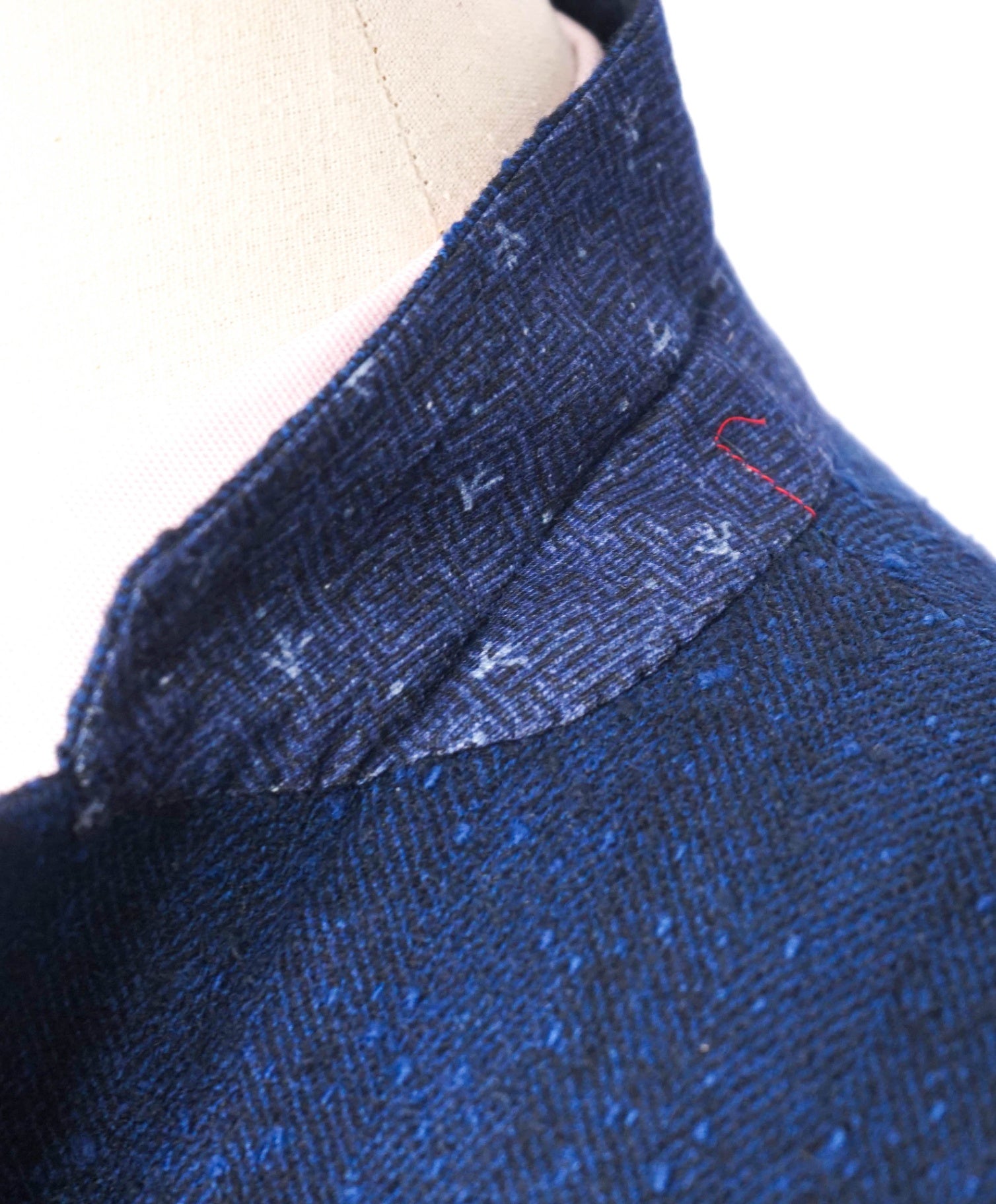 $4,500 ISAIA - Navy Blue Herringbone Wool Sport Jacket - 44R