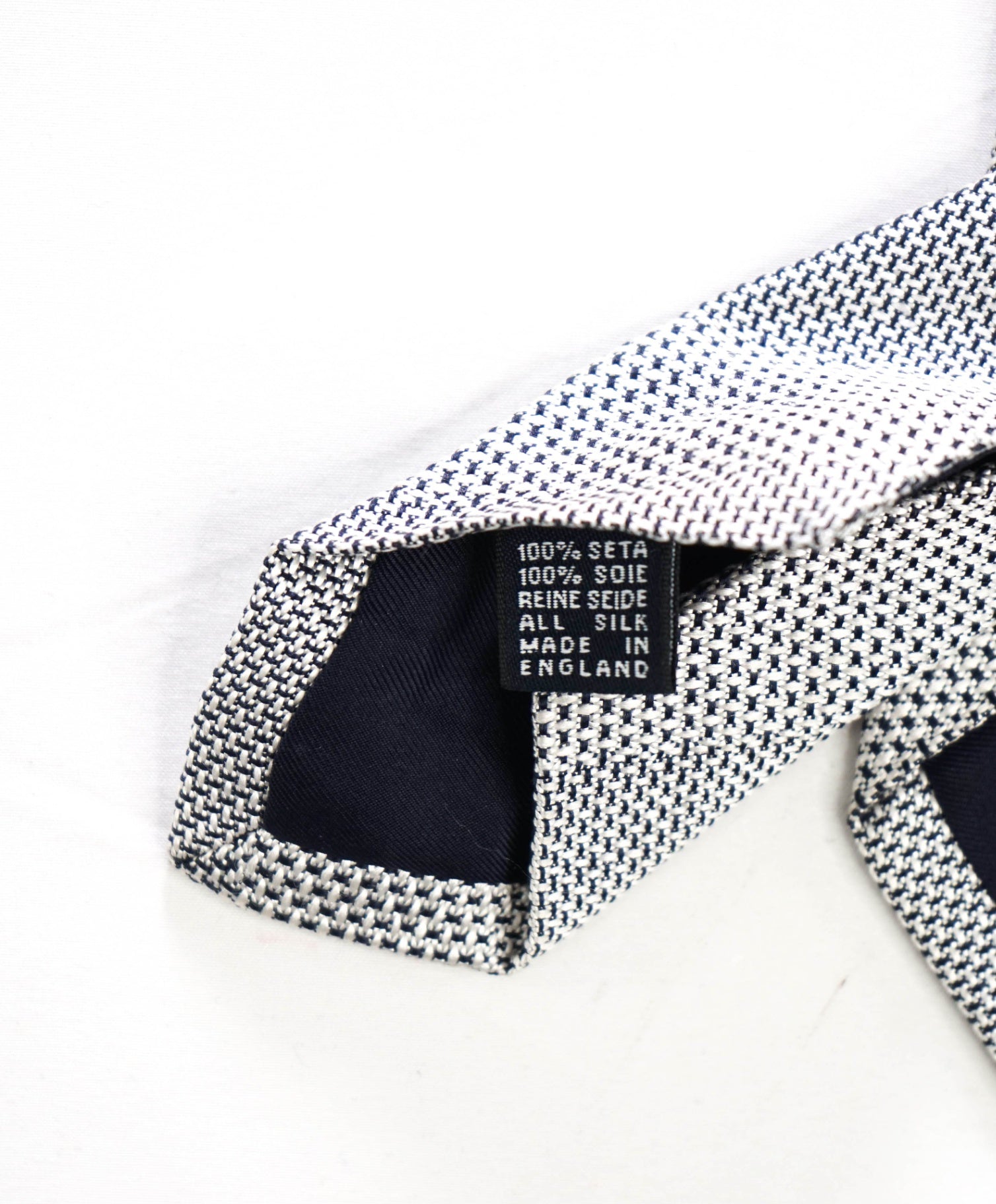 $275 DRAKE'S - Woven White/Black Tonal Stripes Silk - 3" Tie
