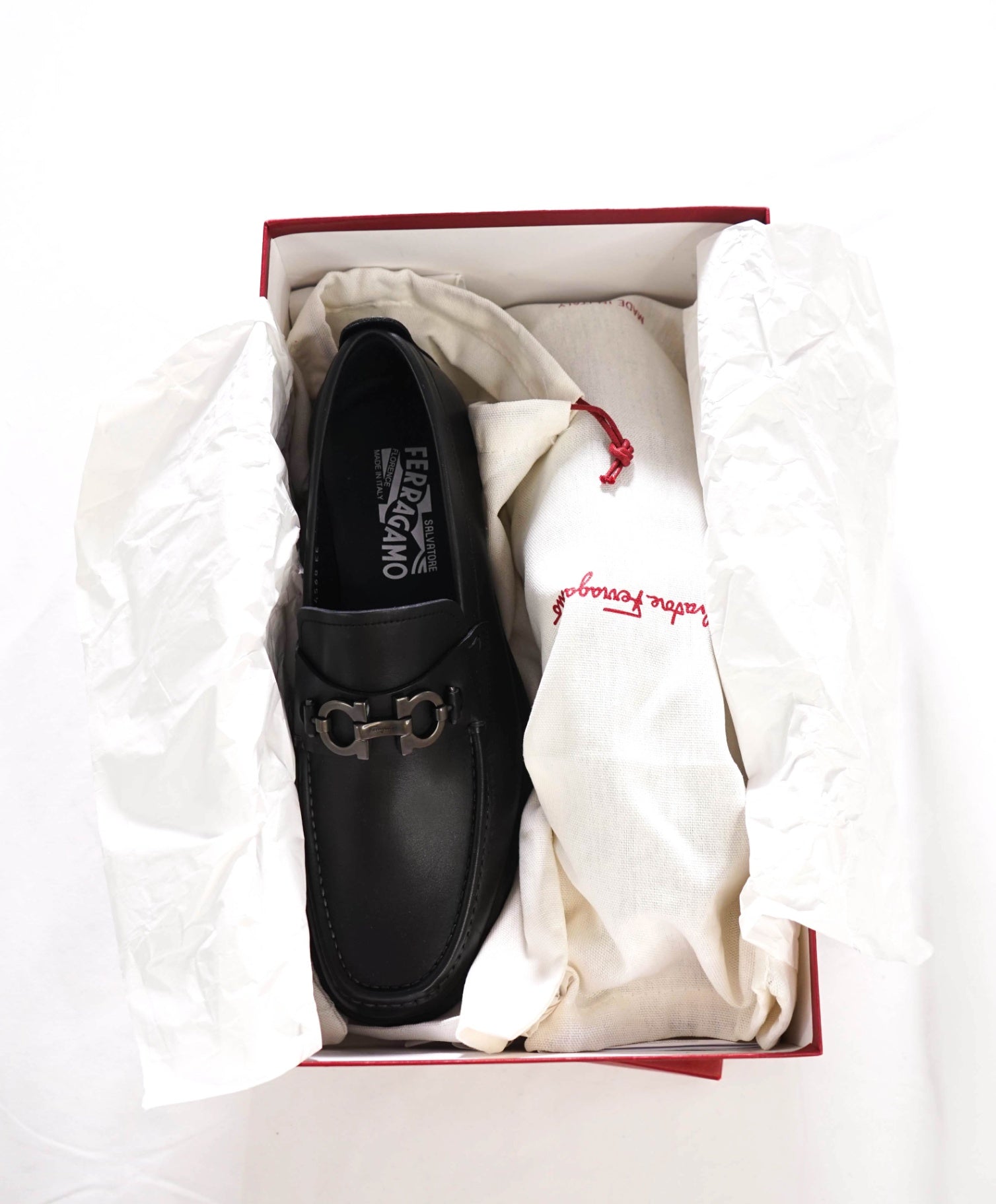 $895 FERRAGAMO - Black "DAVID" Lug-Sole Loafers - 8.5 EE