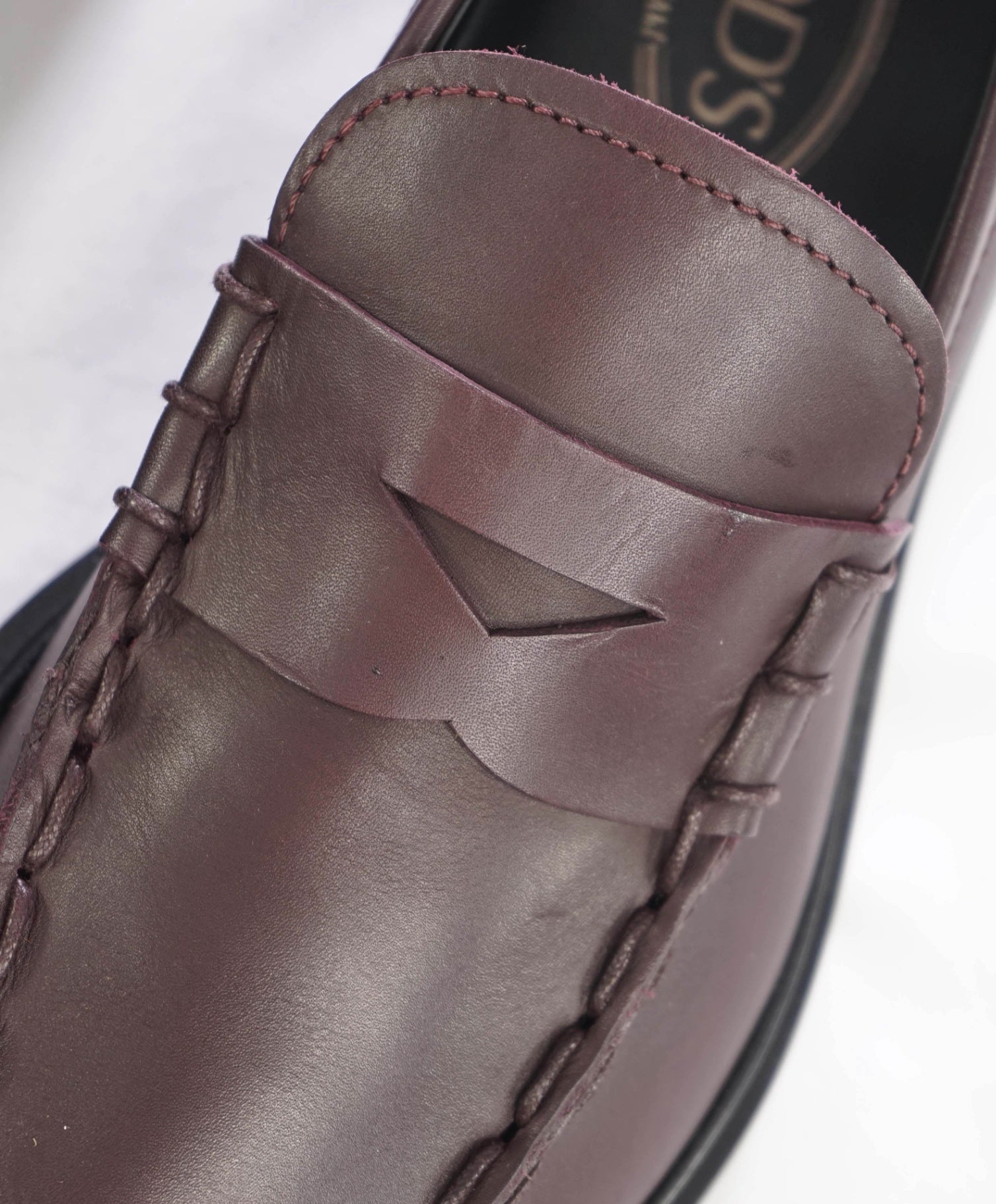 $925 TOD'S - Brown Leather Lug-Sole Loafers - US 8 (7UK)