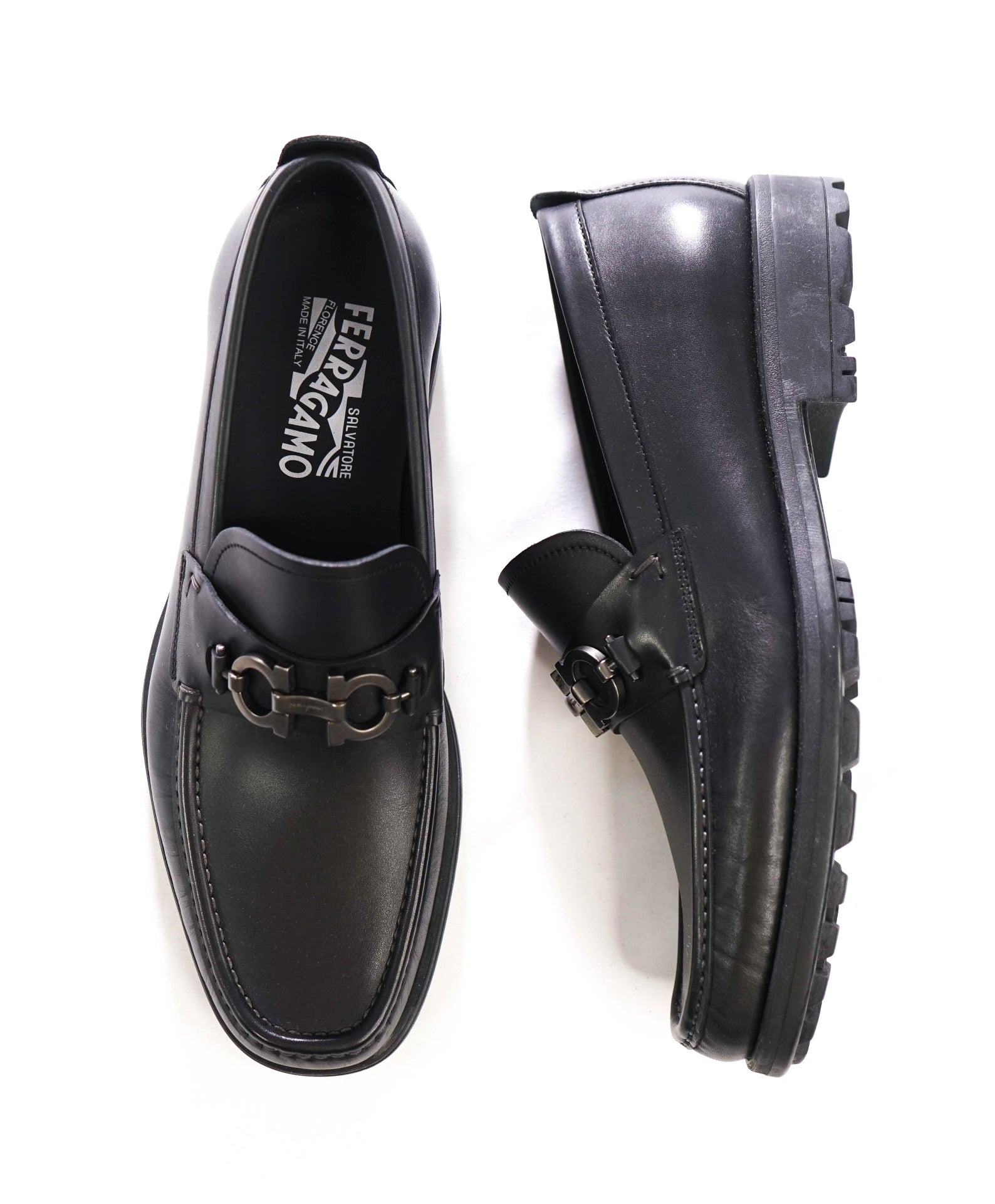 $895 FERRAGAMO - Black "DAVID" Lug-Sole Loafers - 8.5 EE
