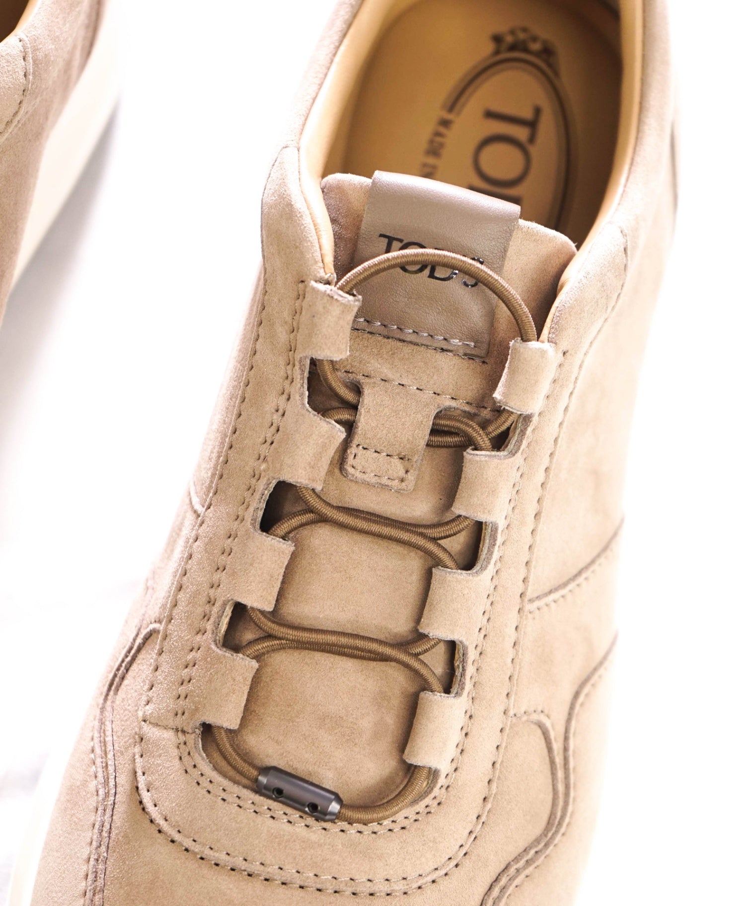 $1,090 TOD'S - Tan Pashmy Suede Logo Sneakers - US 8 (7UK)