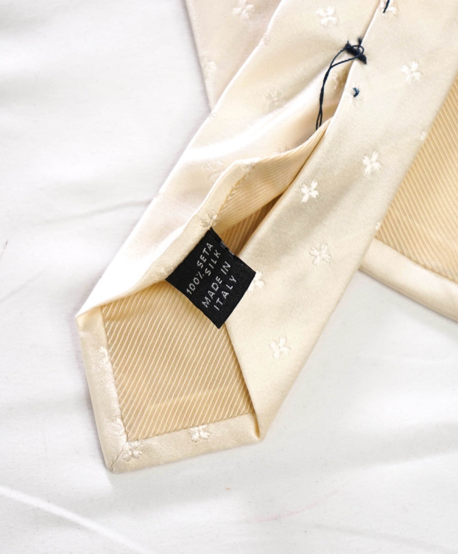 $192 LUIGI BORRELLI - Ivory White Medallion Tonal Stripe Silk - 3.25" Tie