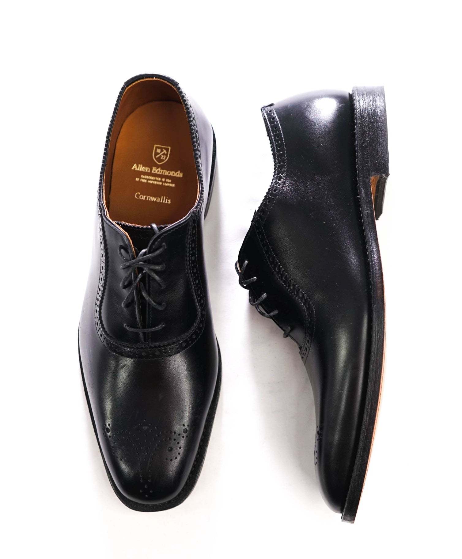 $1,000 ALLEN EDMONDS - Black Leather "Cornwallis" Oxfords - 11