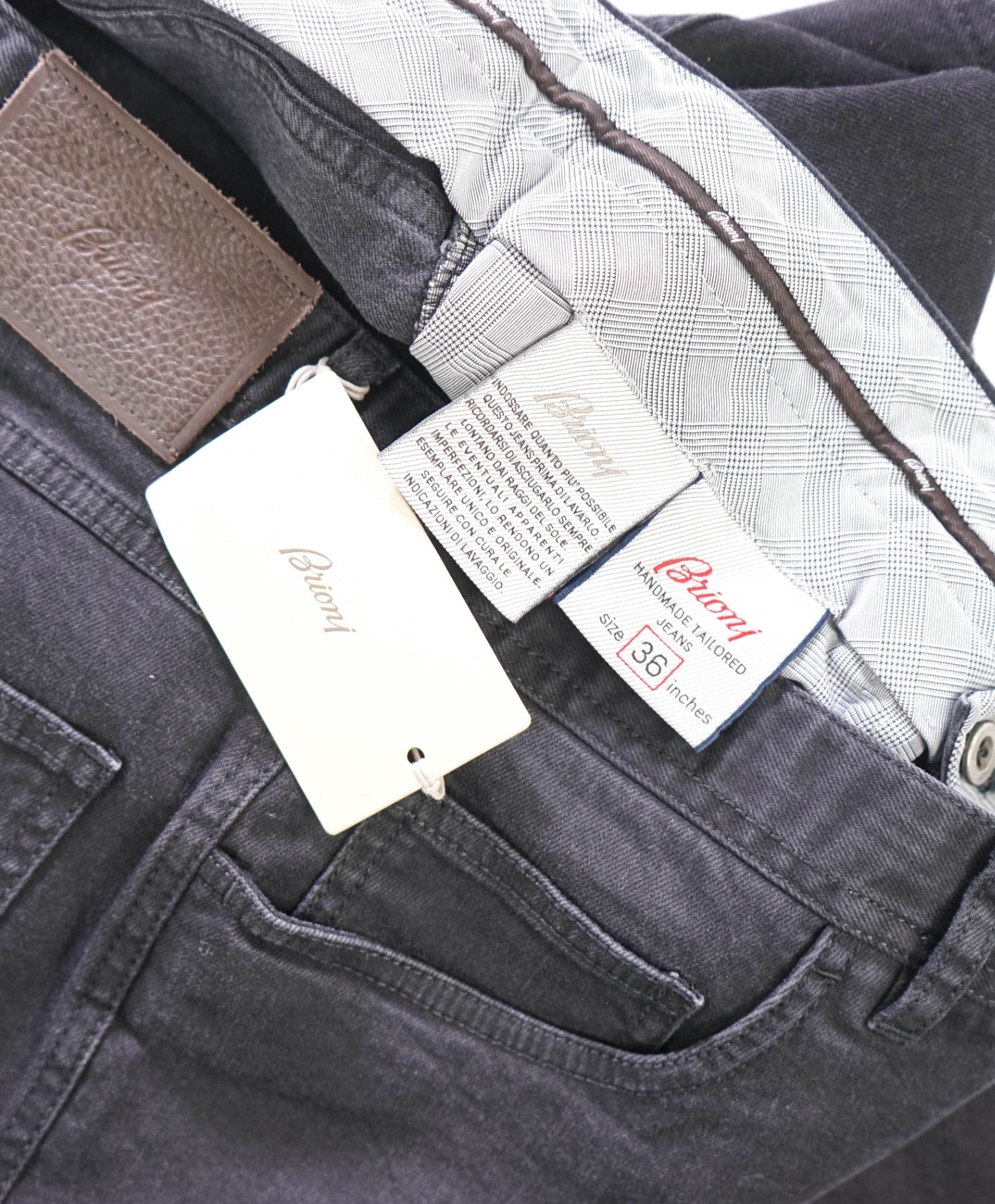 $1,150 BRIONI - Black "STELVIO" Denim Jeans - 36W