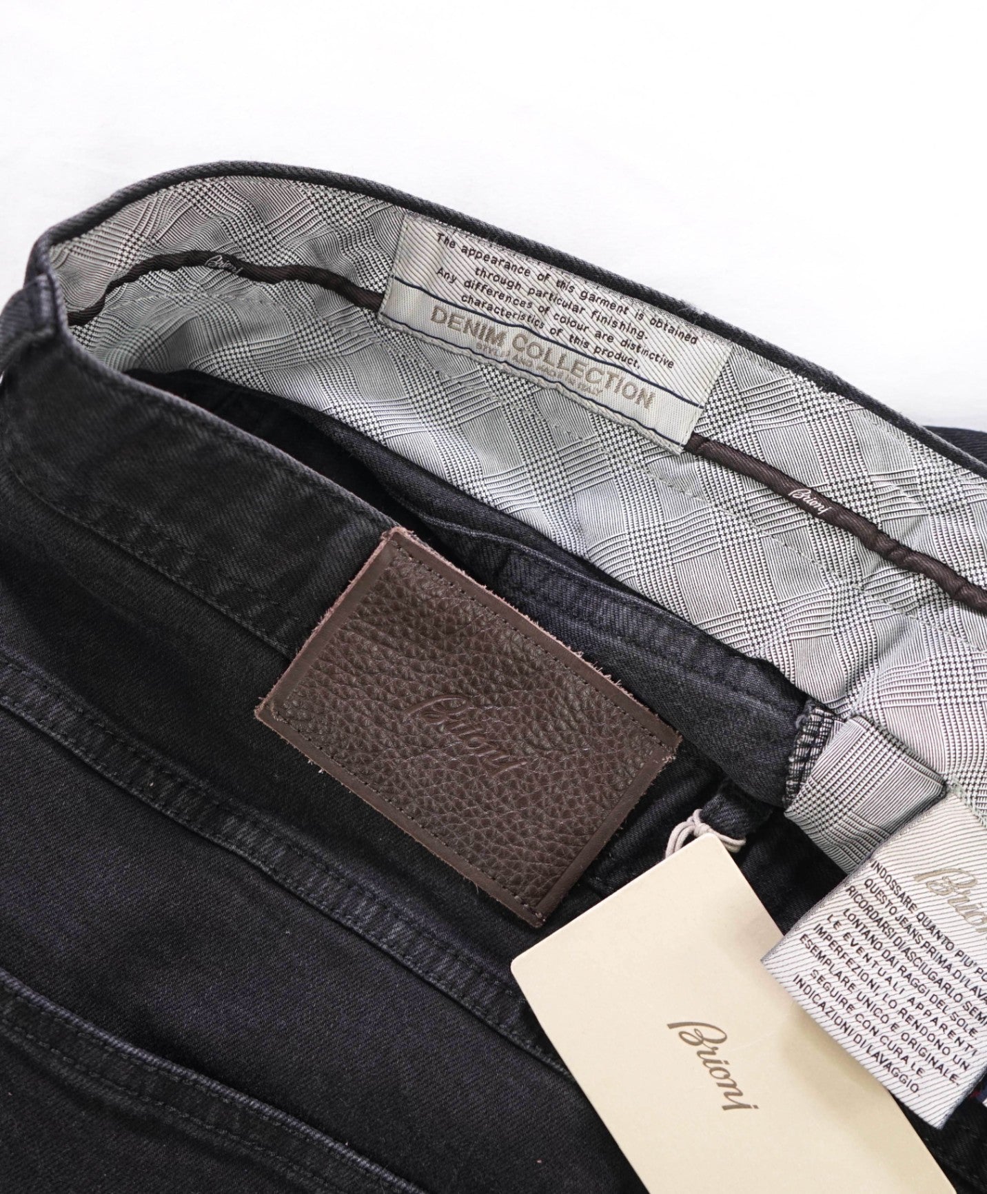 $1,150 BRIONI - Black "STELVIO" Denim Jeans - 36W